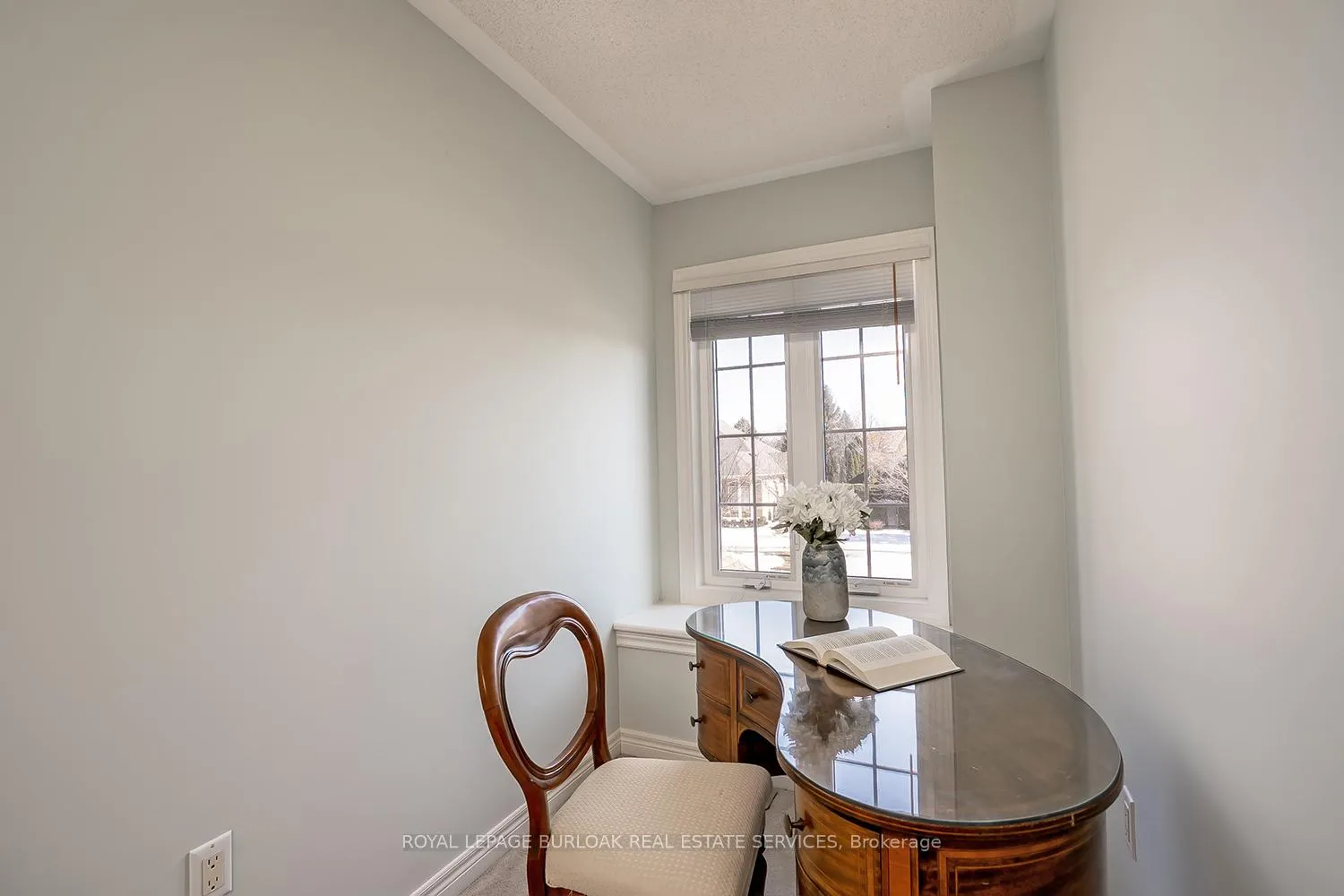 Photo 35 of 4138 Stonebridge Crescent, Burlington, Rose — HOMEH