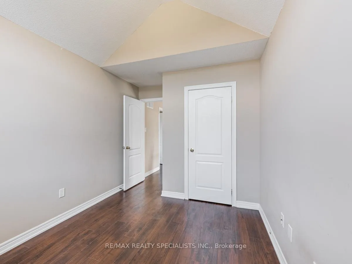 Photo 20 of Unit Upper, 69 Princess Diana Drive, Markham, Cathedraltown — HOMEH