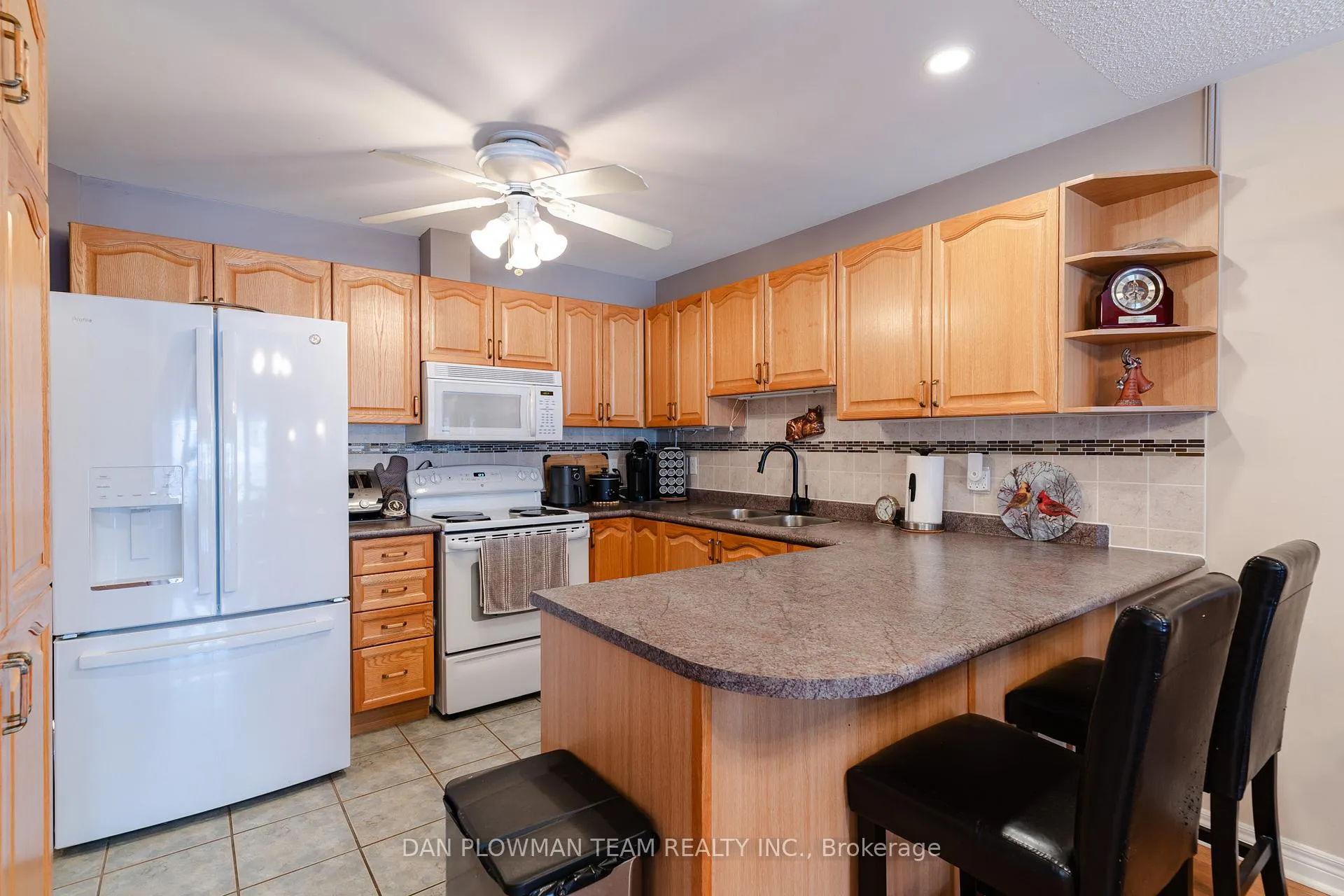 Photo 11 of 1 Westmore Street, Clarington, Courtice — HOMEH