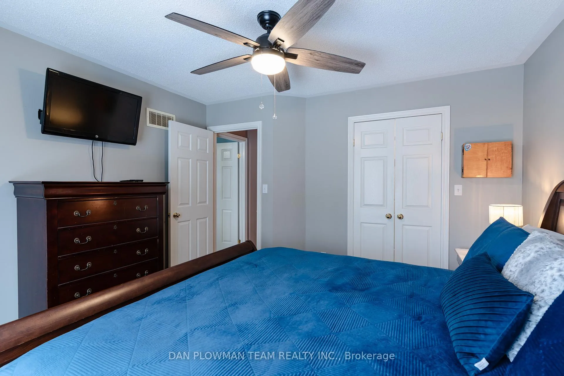 Photo 18 of 1 Westmore Street, Clarington, Courtice — HOMEH