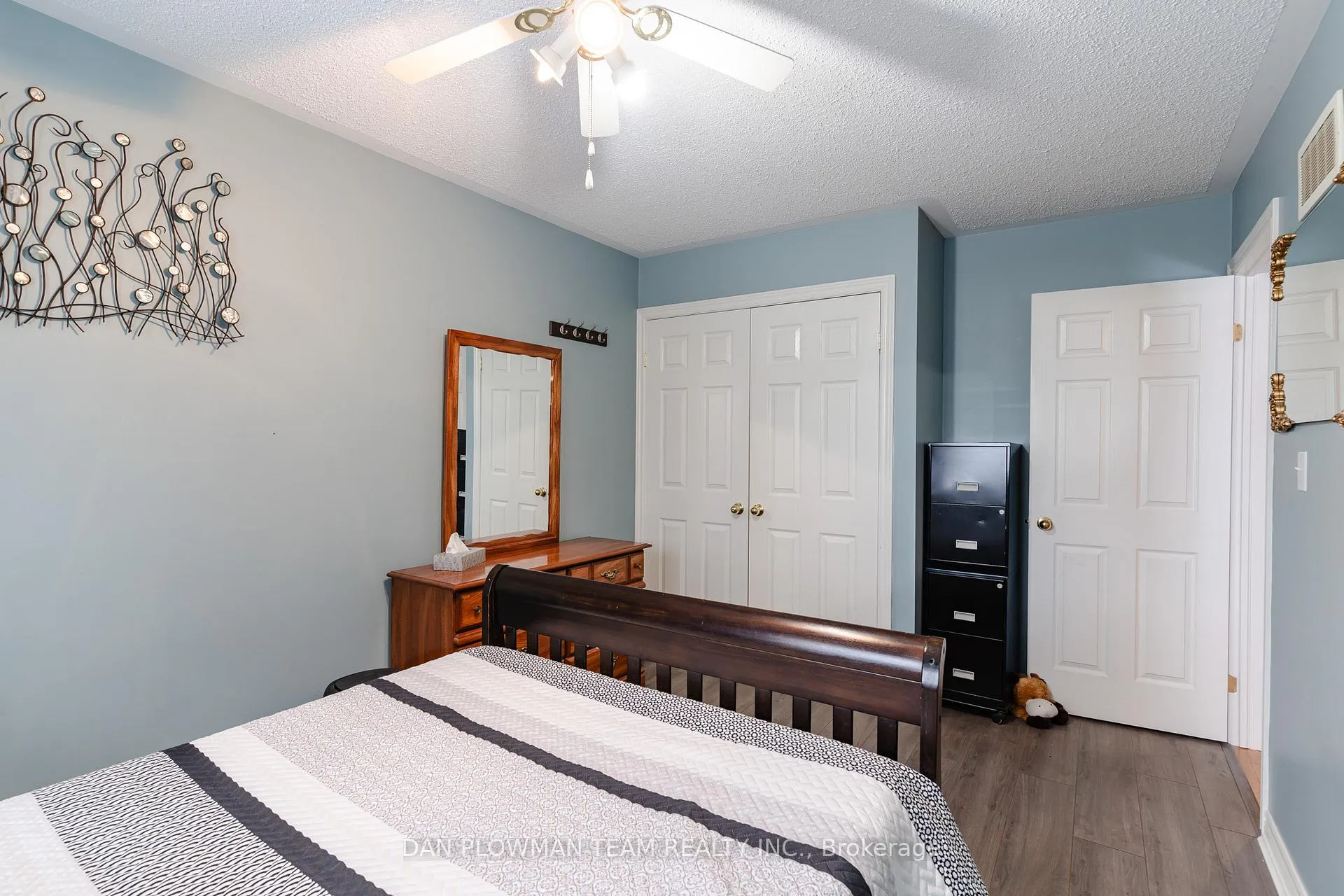 Photo 20 of 1 Westmore Street, Clarington, Courtice — HOMEH
