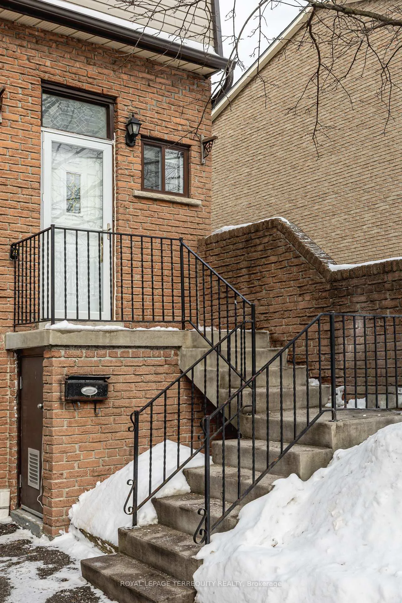 Photo 3 of Unit 14, 1945 Denmar Road, Pickering, Village East — HOMEH