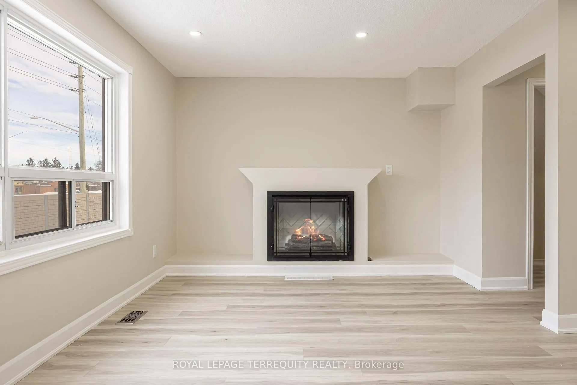 Photo 11 of Unit 14, 1945 Denmar Road, Pickering, Village East — HOMEH