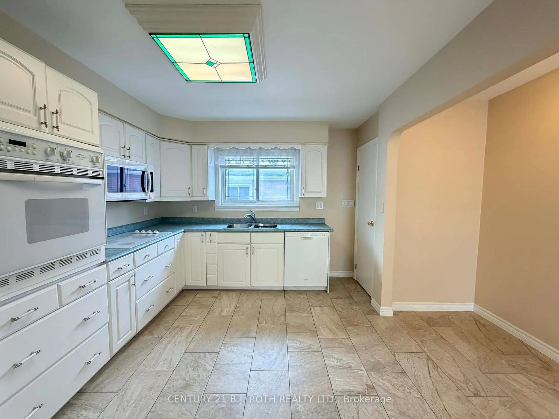 Photo 8 of Unit Main, 141 Gunn Street, Barrie, Wellington — HOMEH