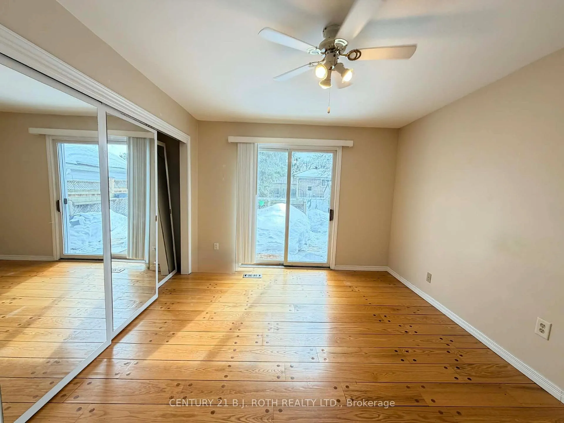 Photo 9 of Unit Main, 141 Gunn Street, Barrie, Wellington — HOMEH