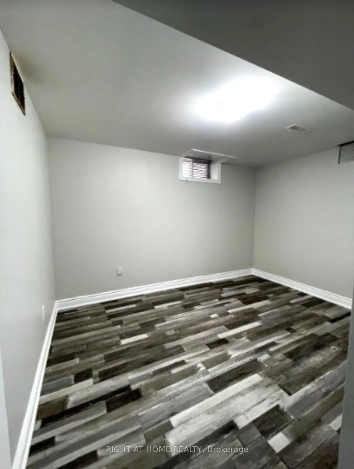 Photo 6 of Unit LOWER, 88 Hudson Drive, Brampton, Fletcher's West — HOMEH