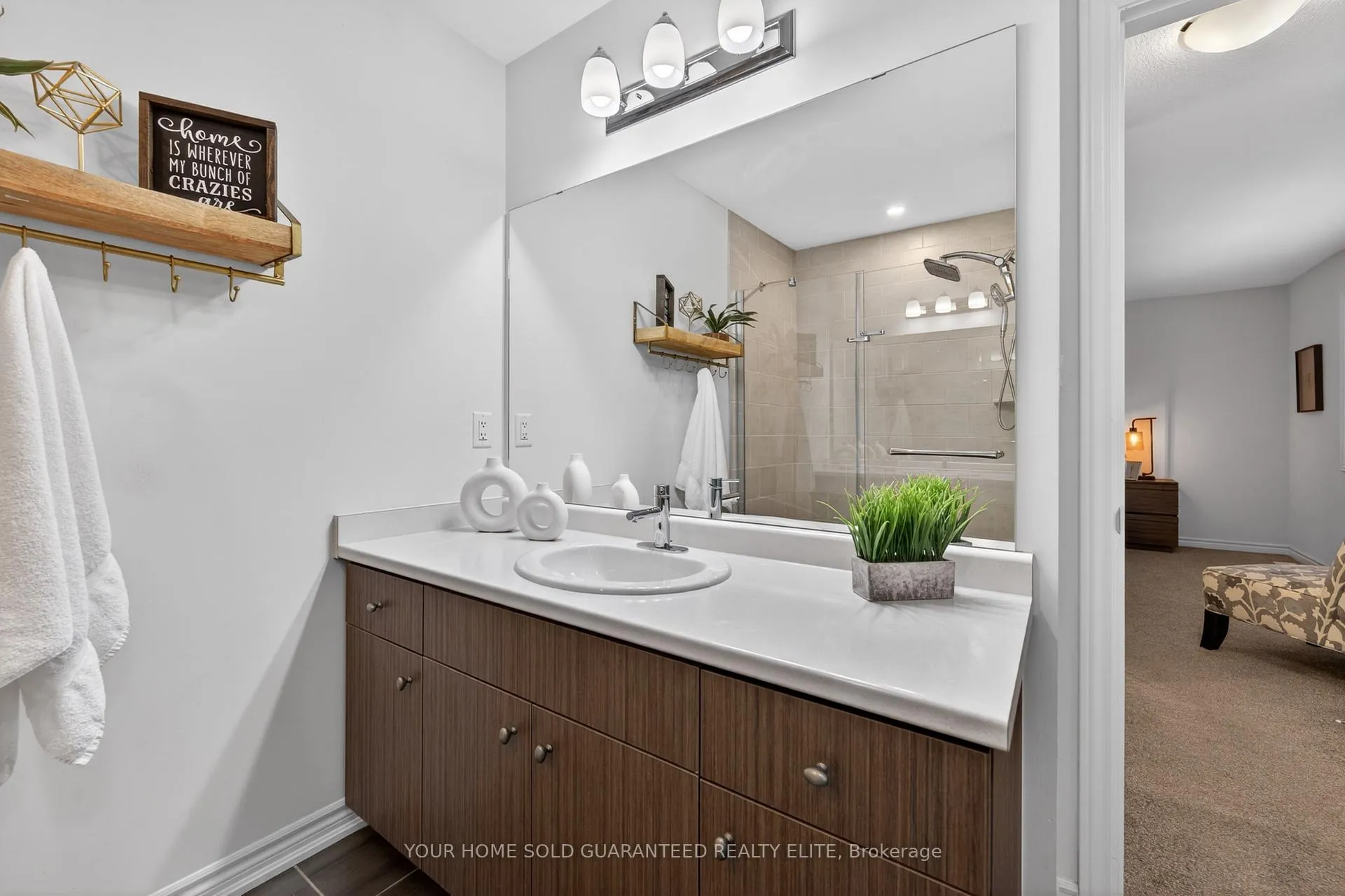 Photo 16 of 4054 Thomas Street, Lincoln, Beamsville — HOMEH