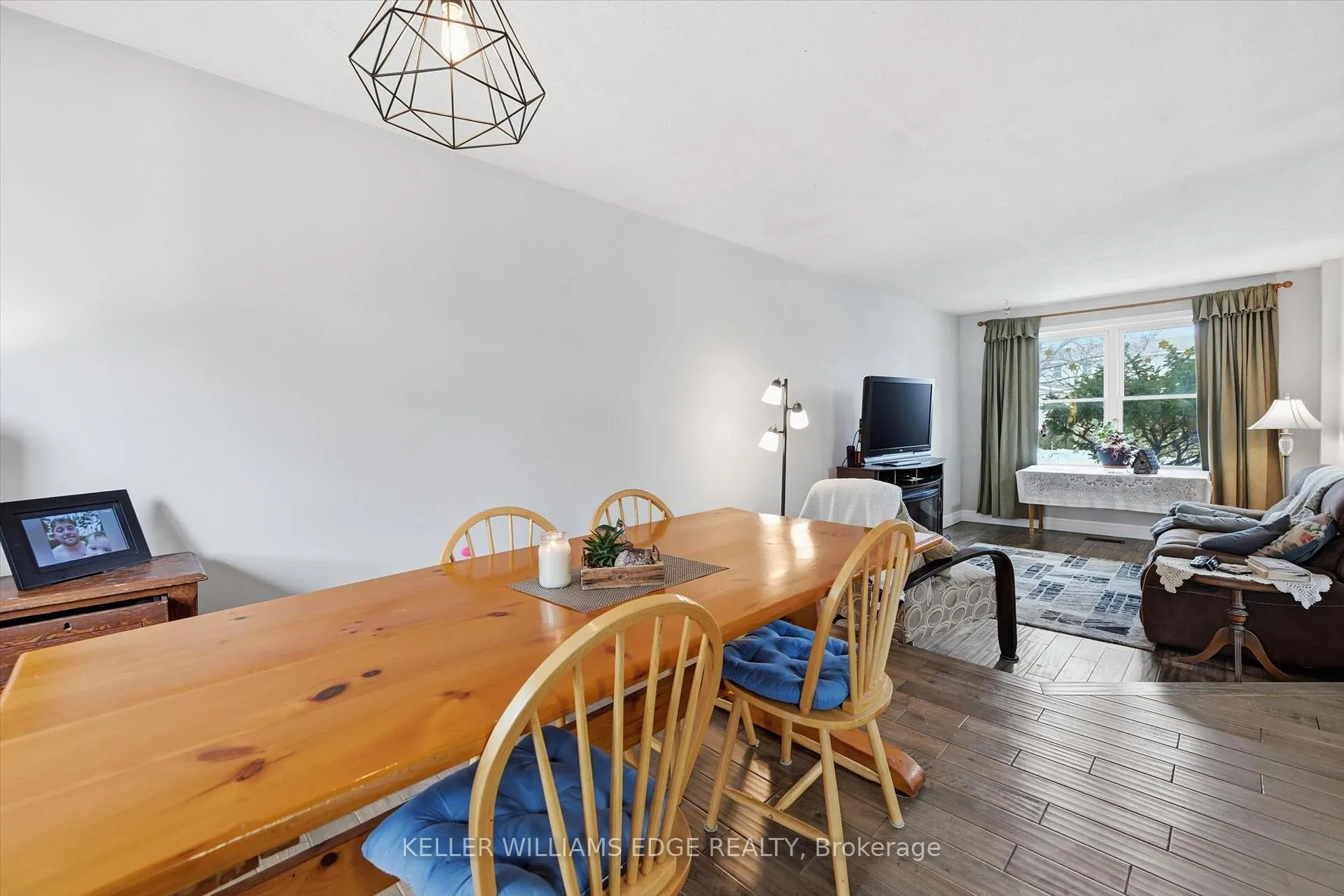Photo 12 of 2478 Malcolm Crescent, Burlington, Brant Hills — HOMEH