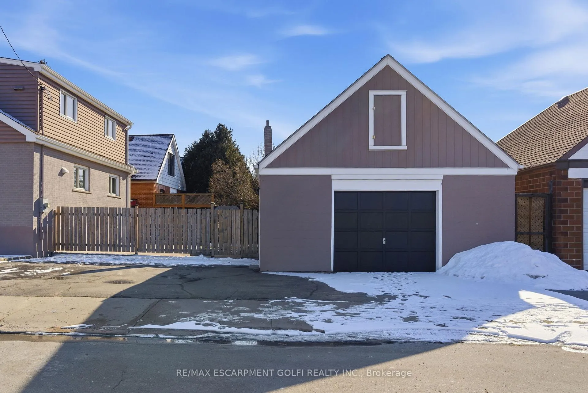 Photo 41 of 216 Walter Avenue S, Hamilton, Glenview — HOMEH