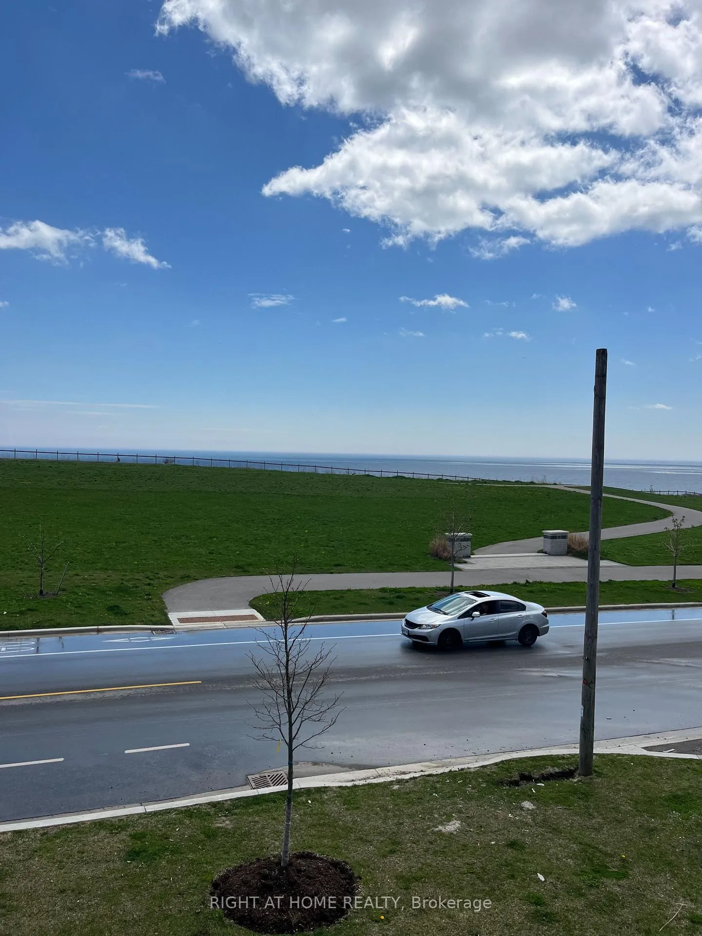 Photo 3 of 707 Port Darlington Road, Clarington, Bowmanville — HOMEH