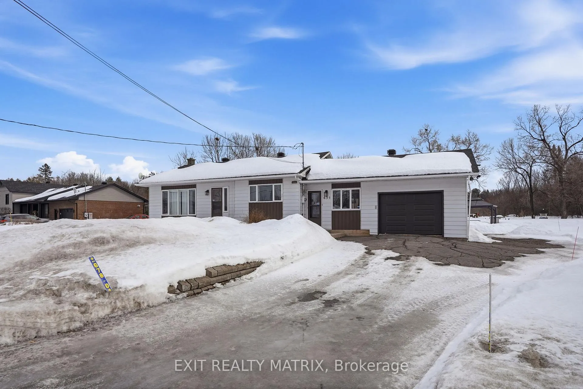 Photo 2 of 635 Front Road W, Champlain, L'Orignal — HOMEH