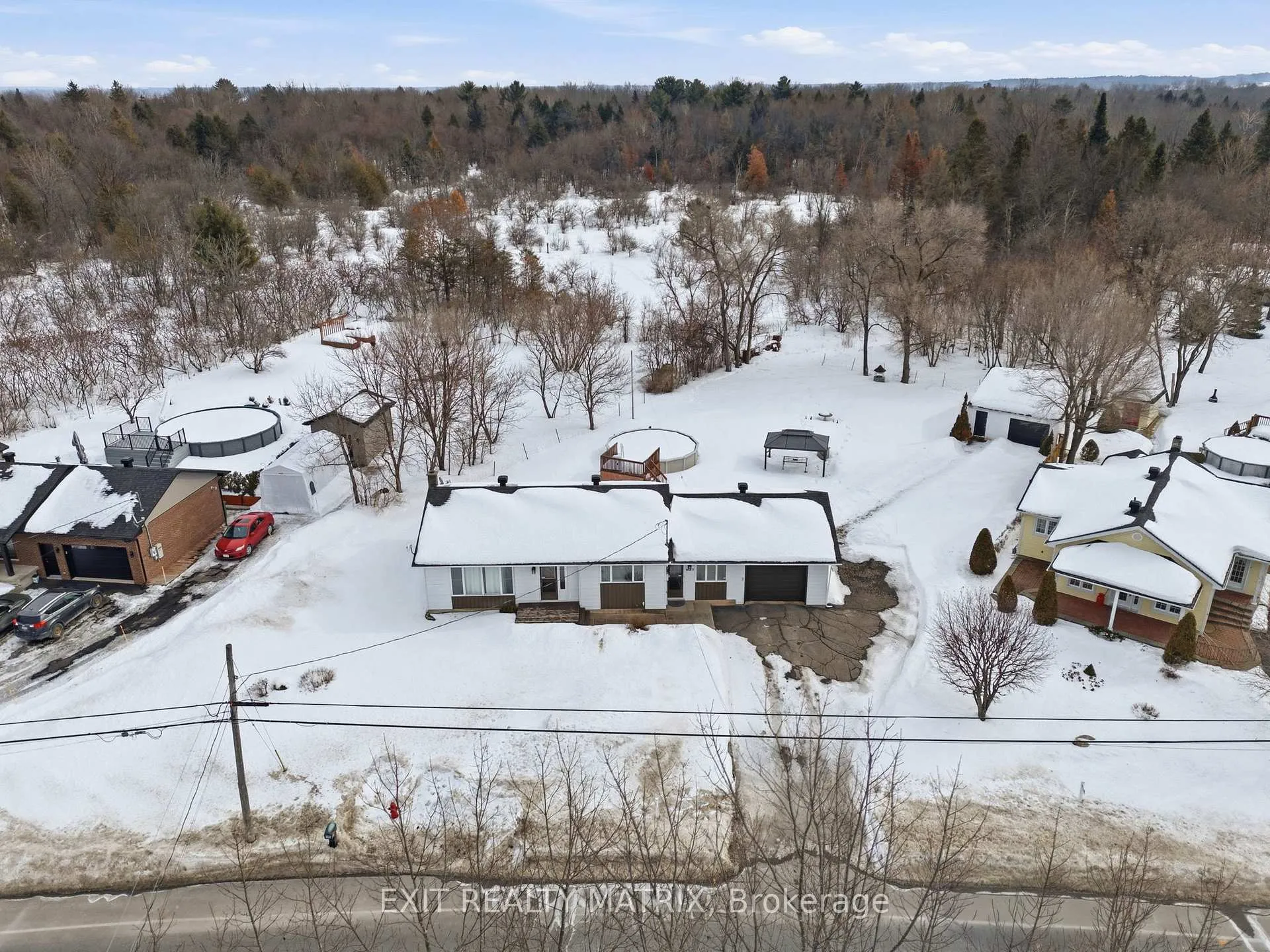 Photo 32 of 635 Front Road W, Champlain, L'Orignal — HOMEH