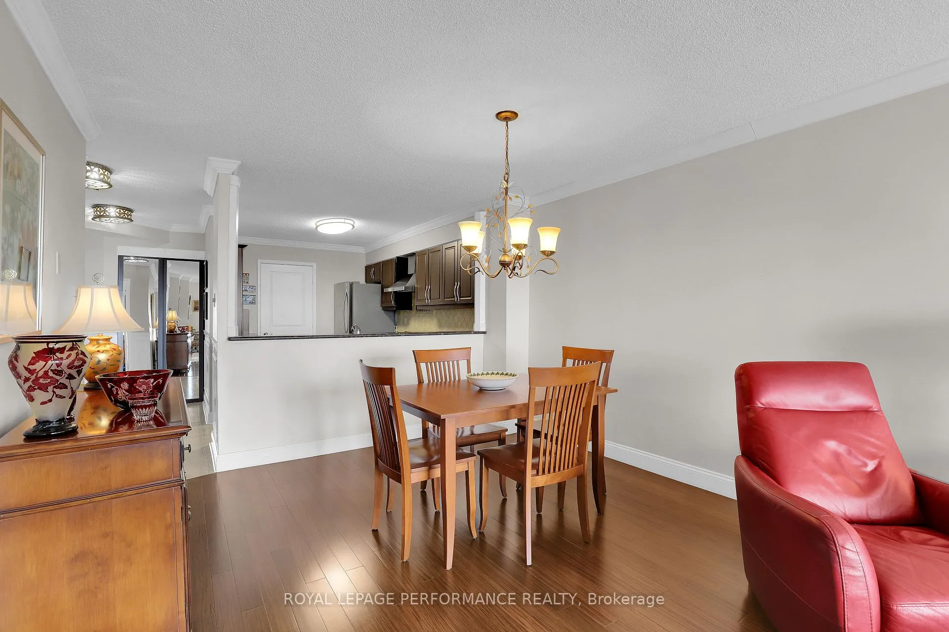 Photo 15 of Unit 2708, 545 St Laurent Boulevard, Ottawa, Viscount Alexander Park — HOMEH