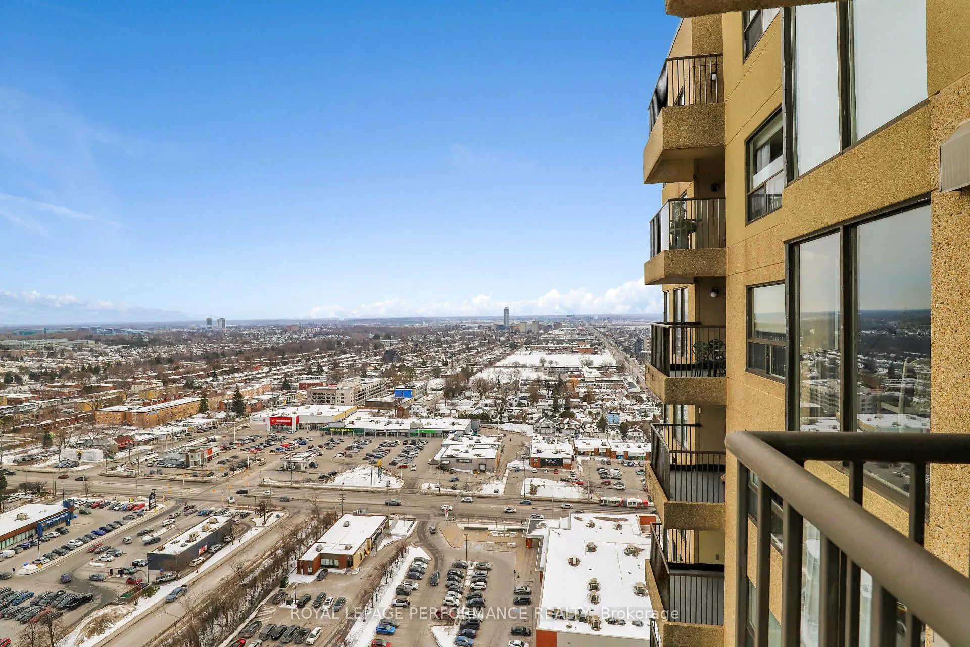 Photo 23 of Unit 2708, 545 St Laurent Boulevard, Ottawa, Viscount Alexander Park — HOMEH