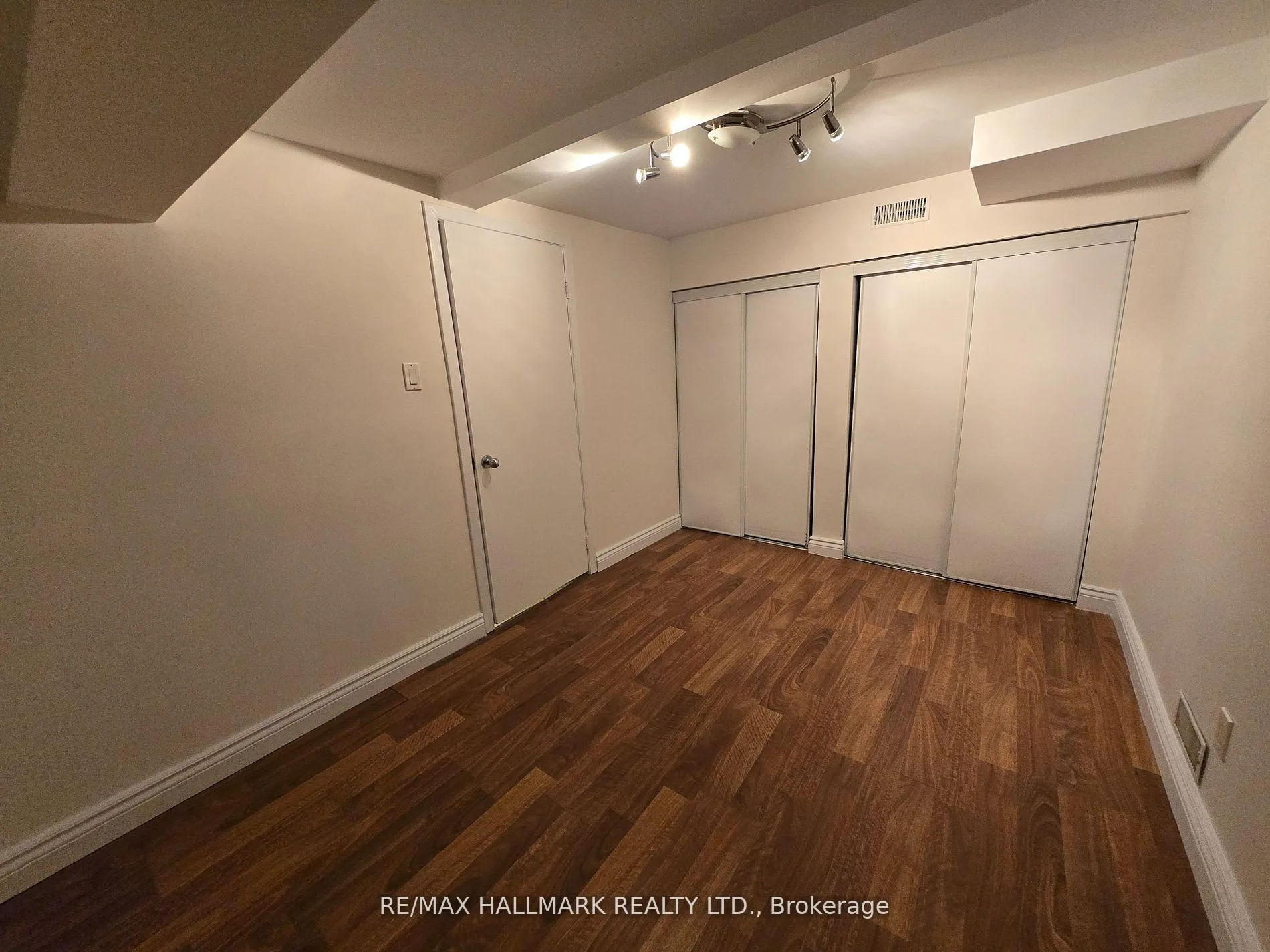 Photo 13 of Unit Lower, 94 Galt Avenue, Toronto, South Riverdale — HOMEH