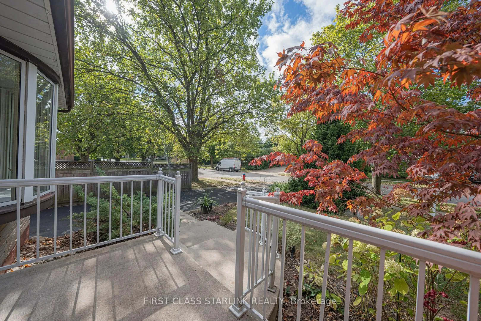Photo 3 of 621 Dynes Road, Burlington, Roseland — HOMEH