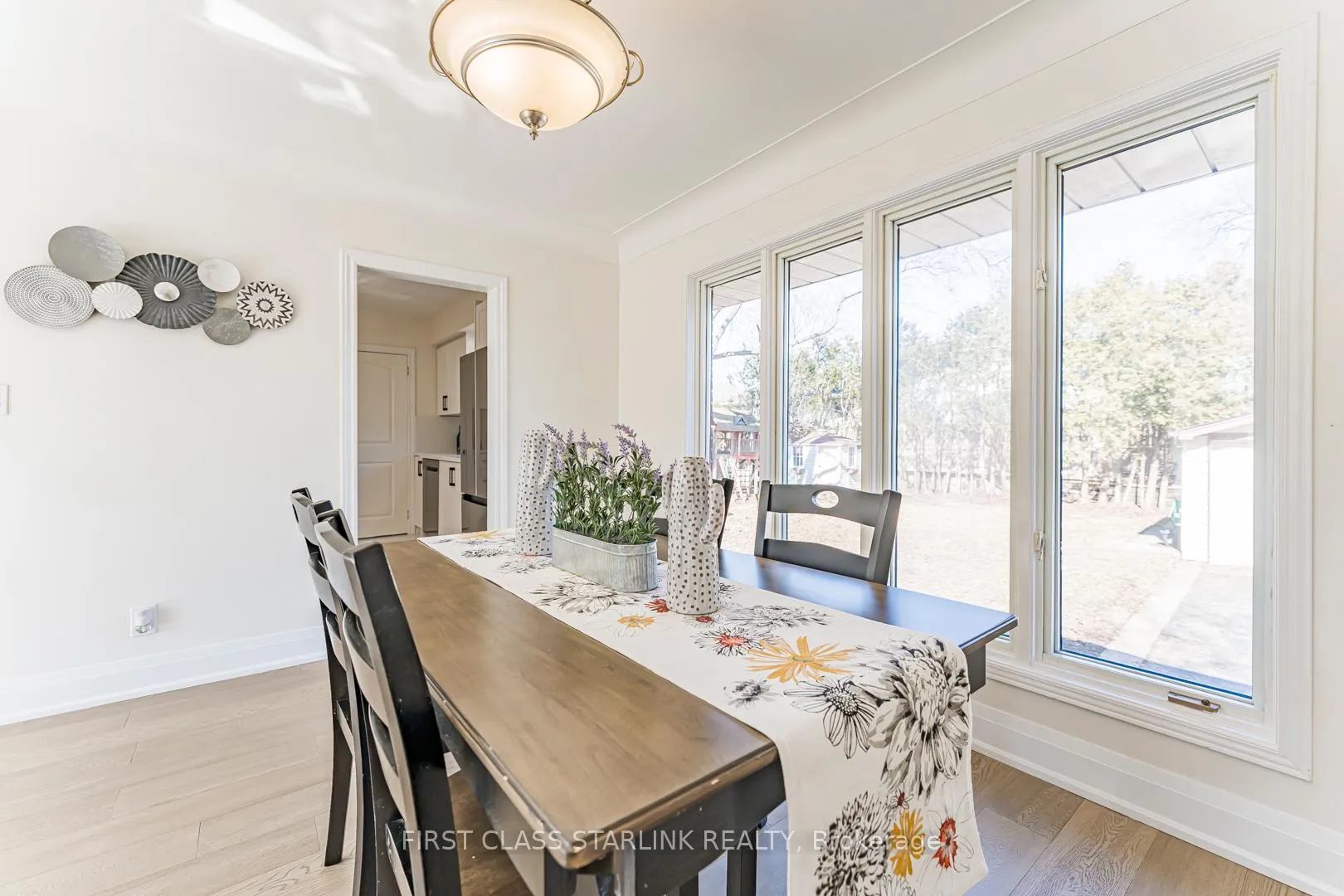 Photo 9 of 621 Dynes Road, Burlington, Roseland — HOMEH