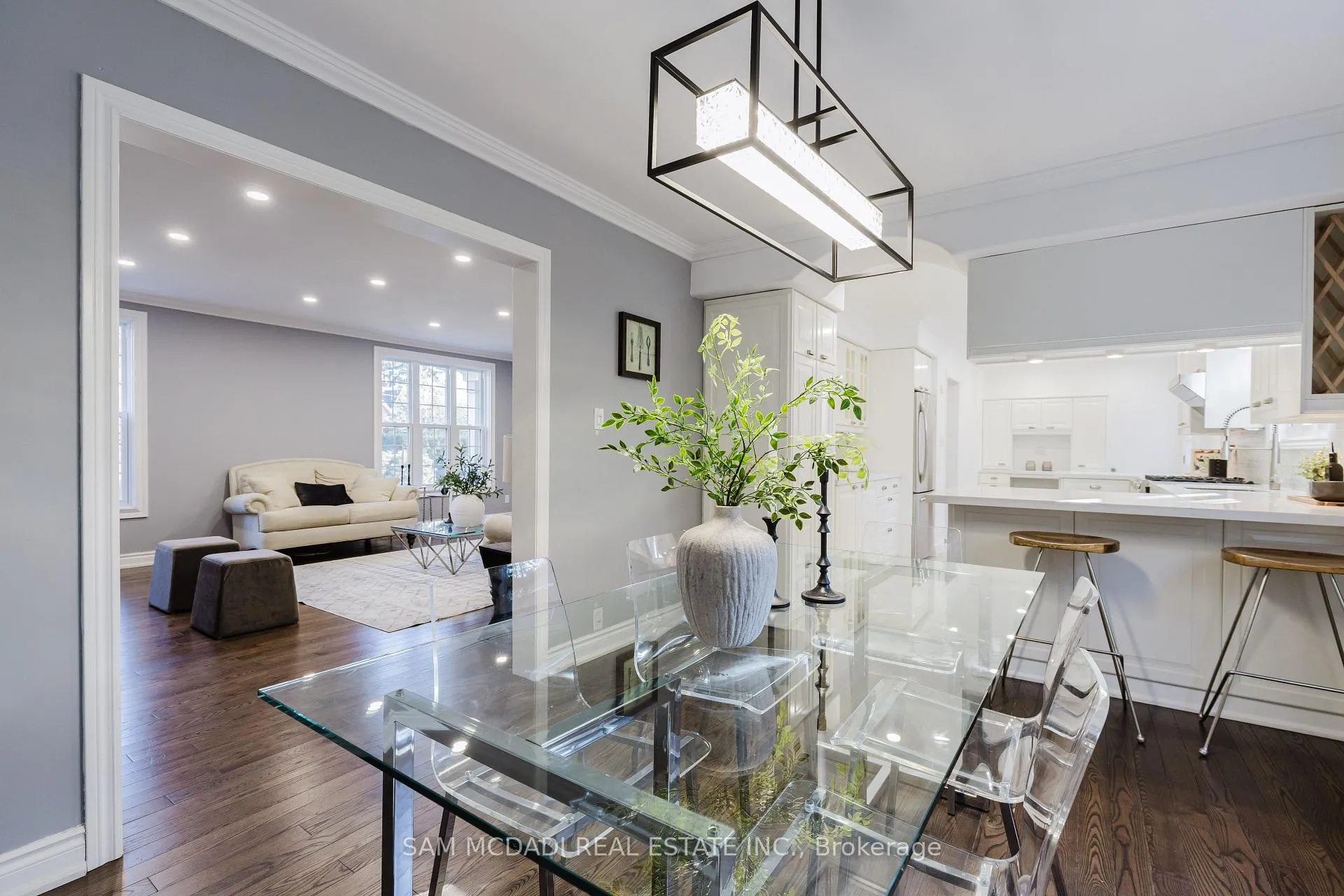 Photo 19 of 3325 Lakeshore Road, Burlington, Roseland — HOMEH