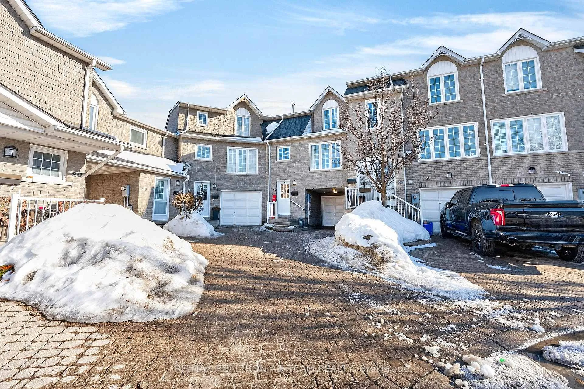 Photo 3 of Unit 17, 1345 Altona Road, Pickering, Rougemount — HOMEH