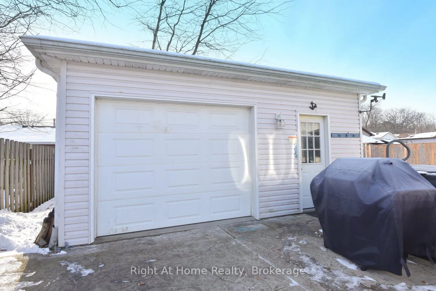 Photo 4 of 41 Mergl Drive, Norfolk, Port Dover — HOMEH