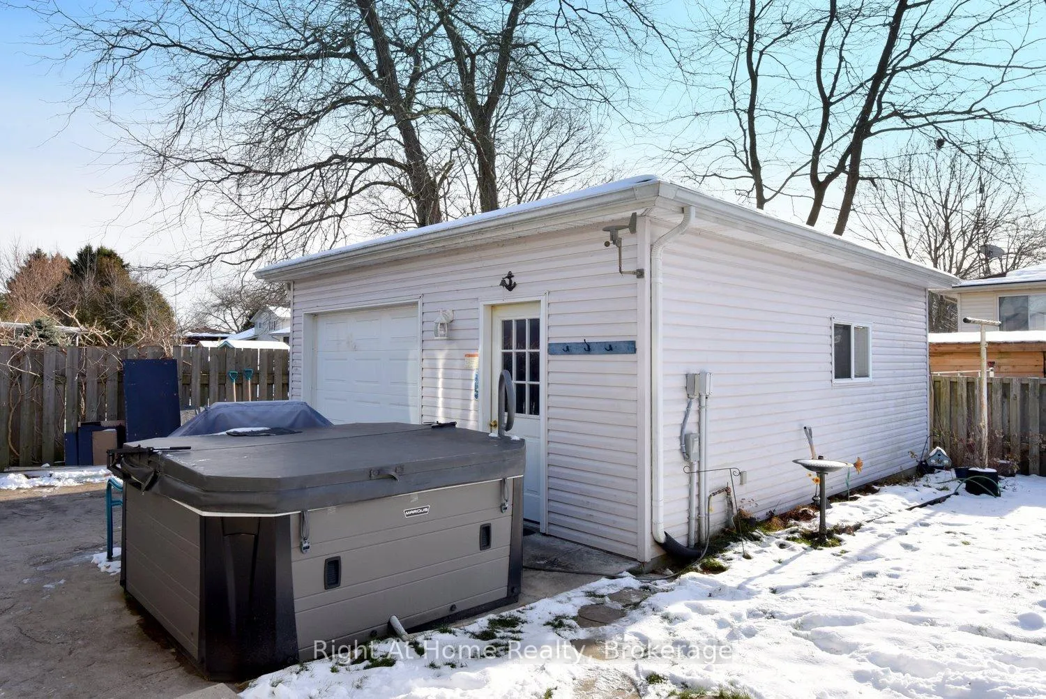 Photo 5 of 41 Mergl Drive, Norfolk, Port Dover — HOMEH