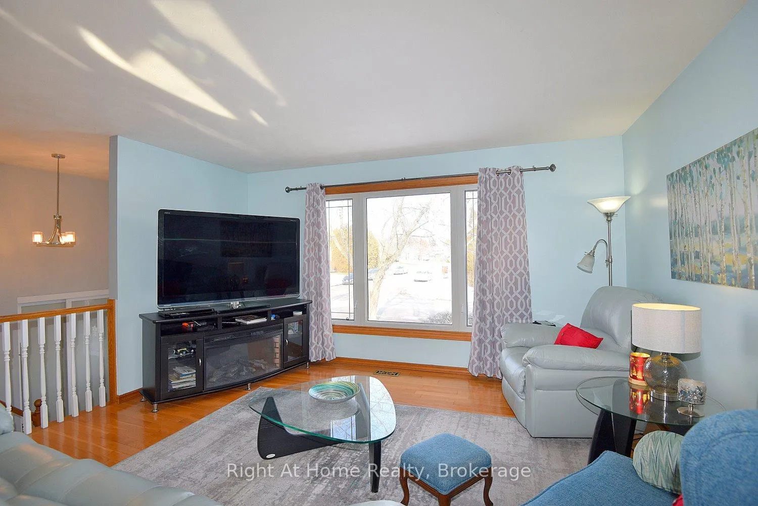 Photo 11 of 41 Mergl Drive, Norfolk, Port Dover — HOMEH