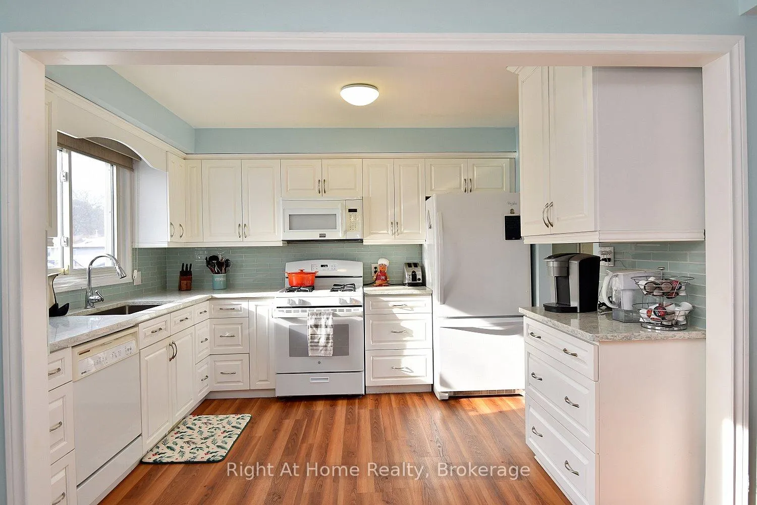 Photo 17 of 41 Mergl Drive, Norfolk, Port Dover — HOMEH