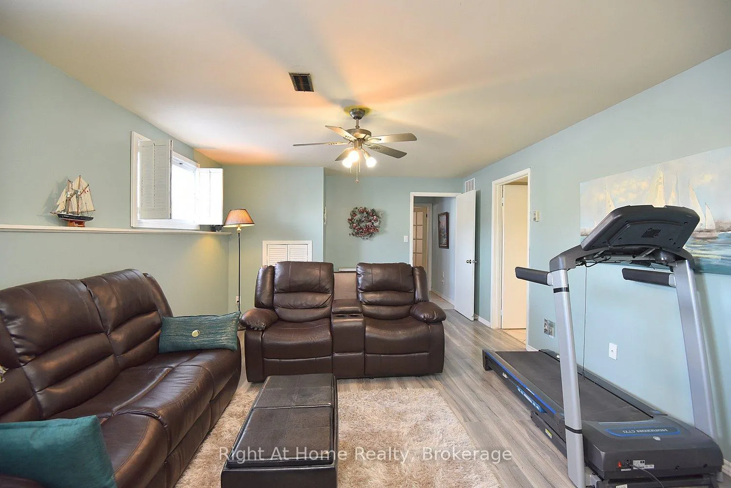 Photo 27 of 41 Mergl Drive, Norfolk, Port Dover — HOMEH