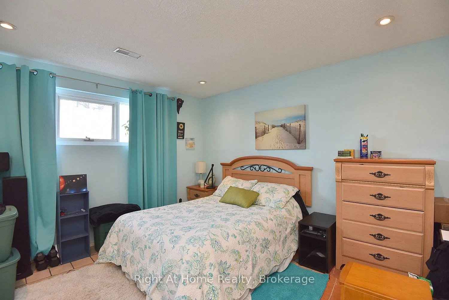 Photo 32 of 41 Mergl Drive, Norfolk, Port Dover — HOMEH
