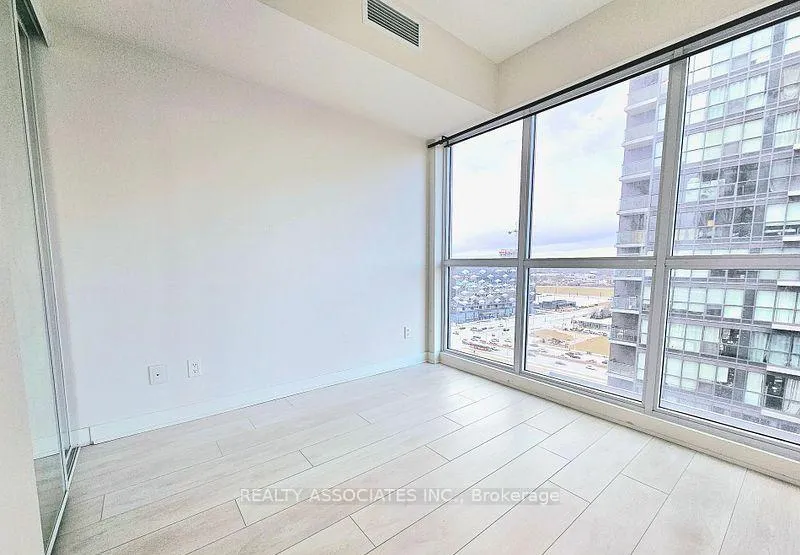 Photo 3 of Unit 1603, 2 Sonic Way, Toronto, Flemingdon Park — HOMEH
