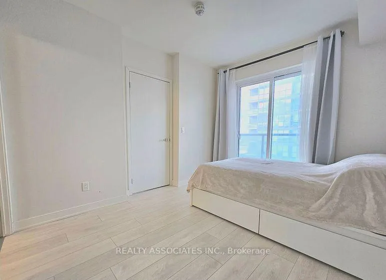 Photo 6 of Unit 1603, 2 Sonic Way, Toronto, Flemingdon Park — HOMEH