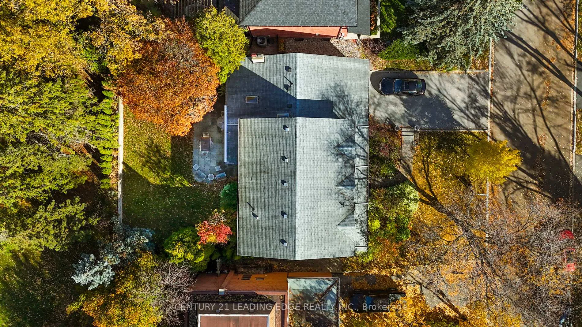 Photo 5 of 34 Forest Park Crescent, Markham, Royal Orchard — HOMEH