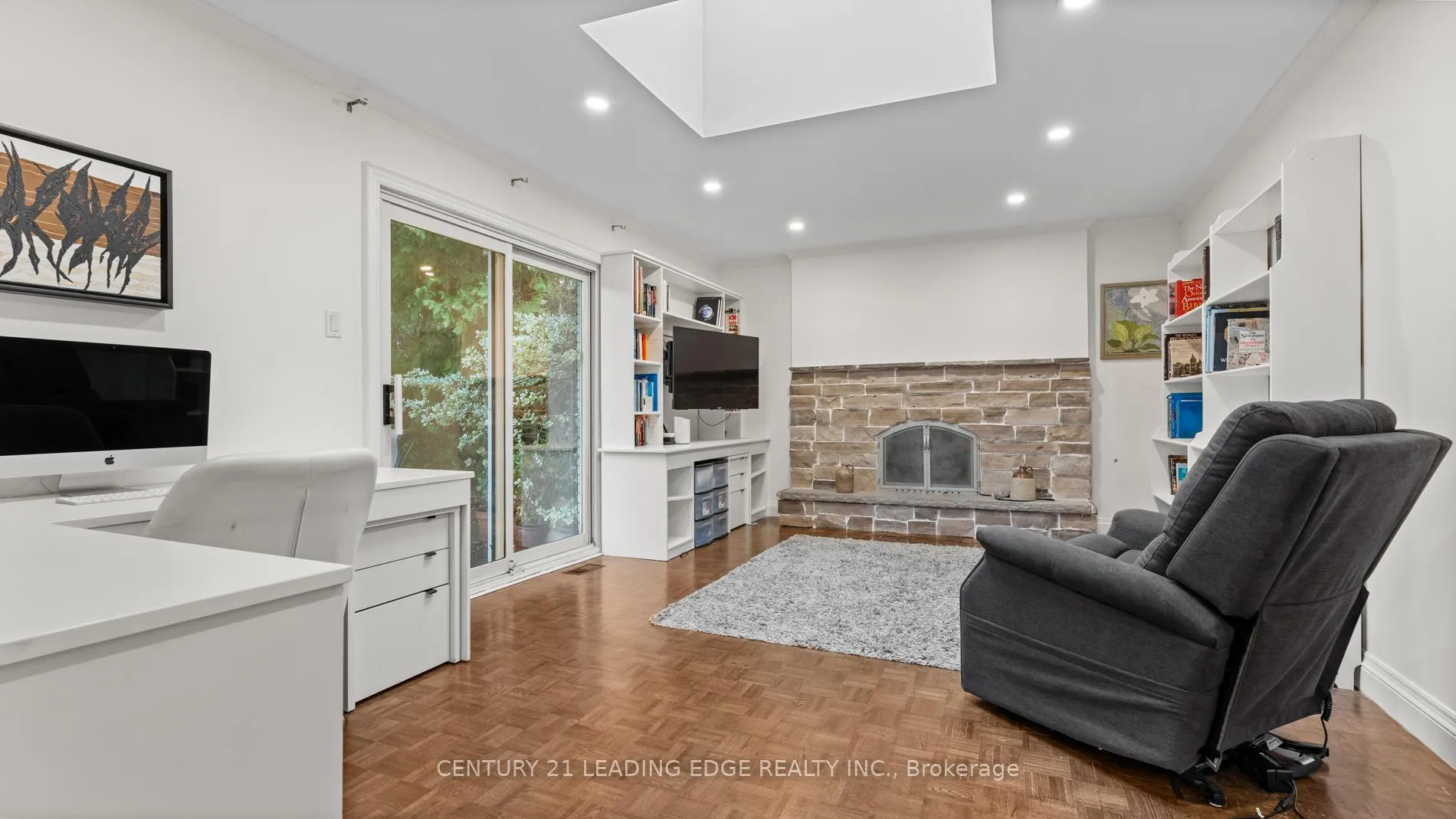 Photo 20 of 34 Forest Park Crescent, Markham, Royal Orchard — HOMEH
