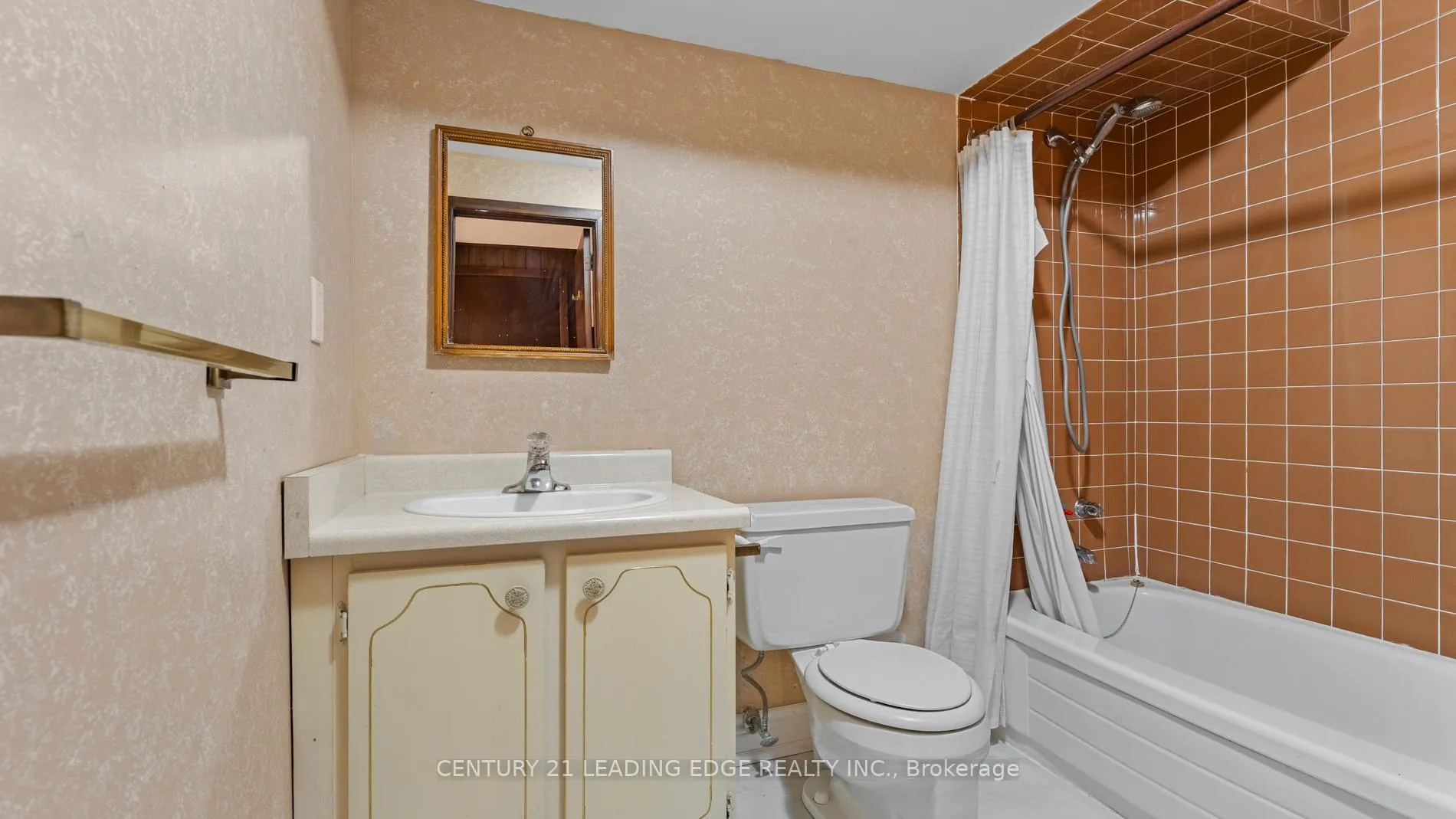 Photo 43 of 34 Forest Park Crescent, Markham, Royal Orchard — HOMEH