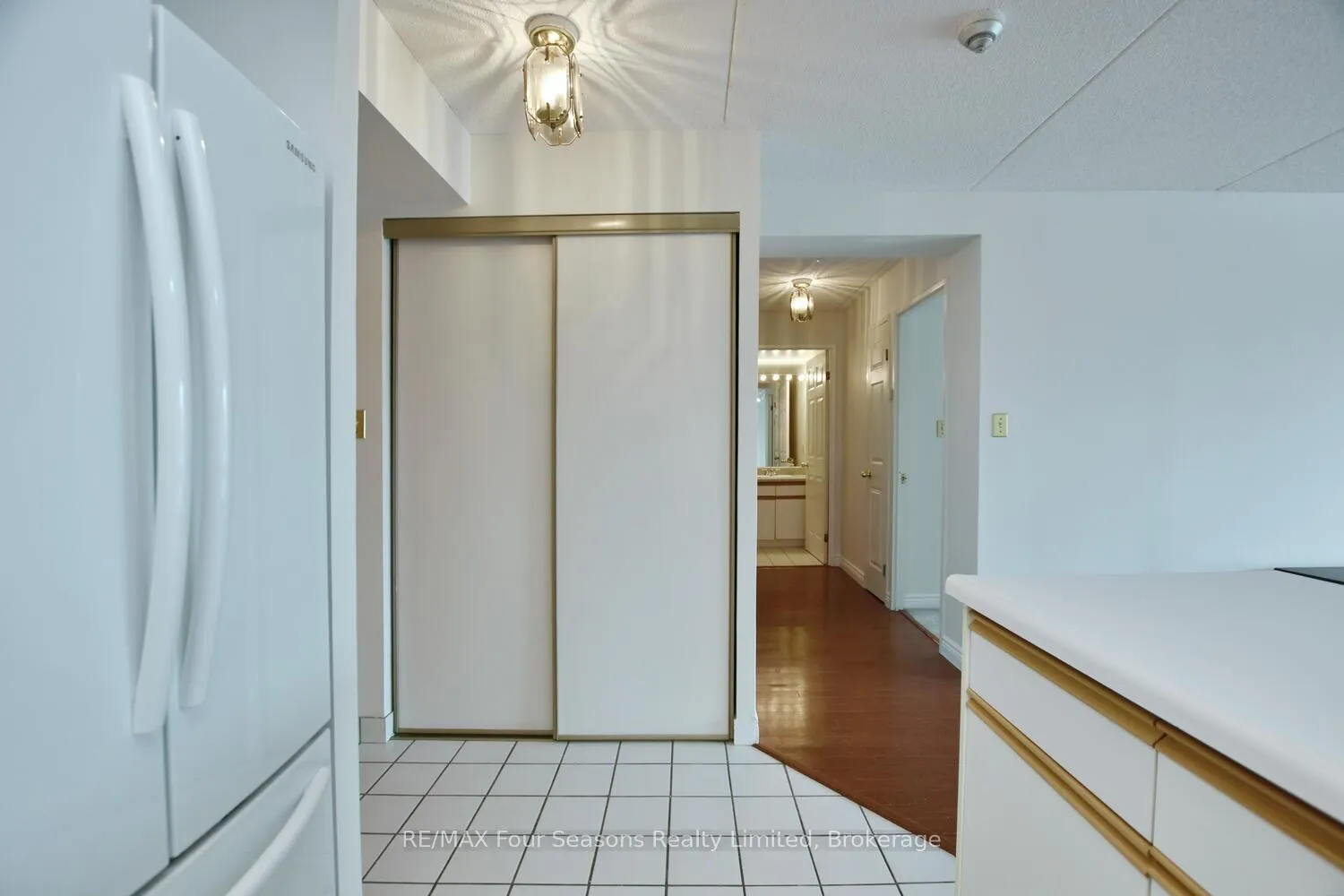 Photo 11 of Unit 312, 172 Eighth Street, Collingwood — HOMEH