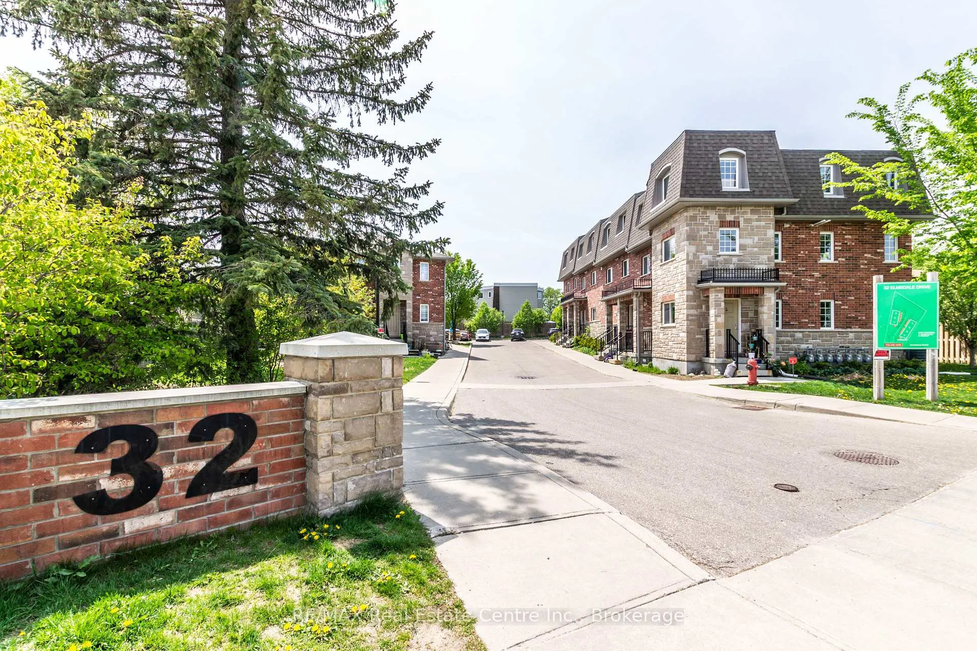 Photo 1 of Unit 6B, 32 Elmsdale Drive, Kitchener — HOMEH