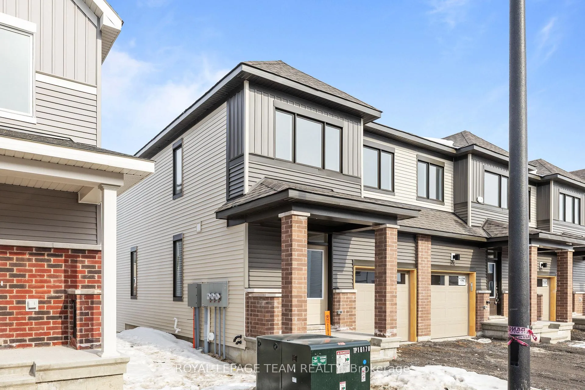 Photo 1 of 316 Les Emmerson Drive, Ottawa, Barrhaven - Heritage Park — HOMEH