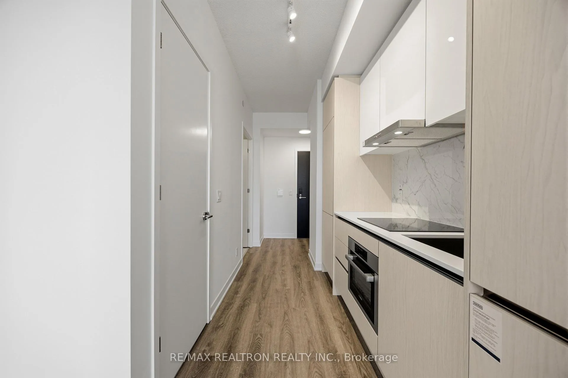 Photo 12 of Unit 2002, 180 Front Street E, Toronto, Moss Park — HOMEH