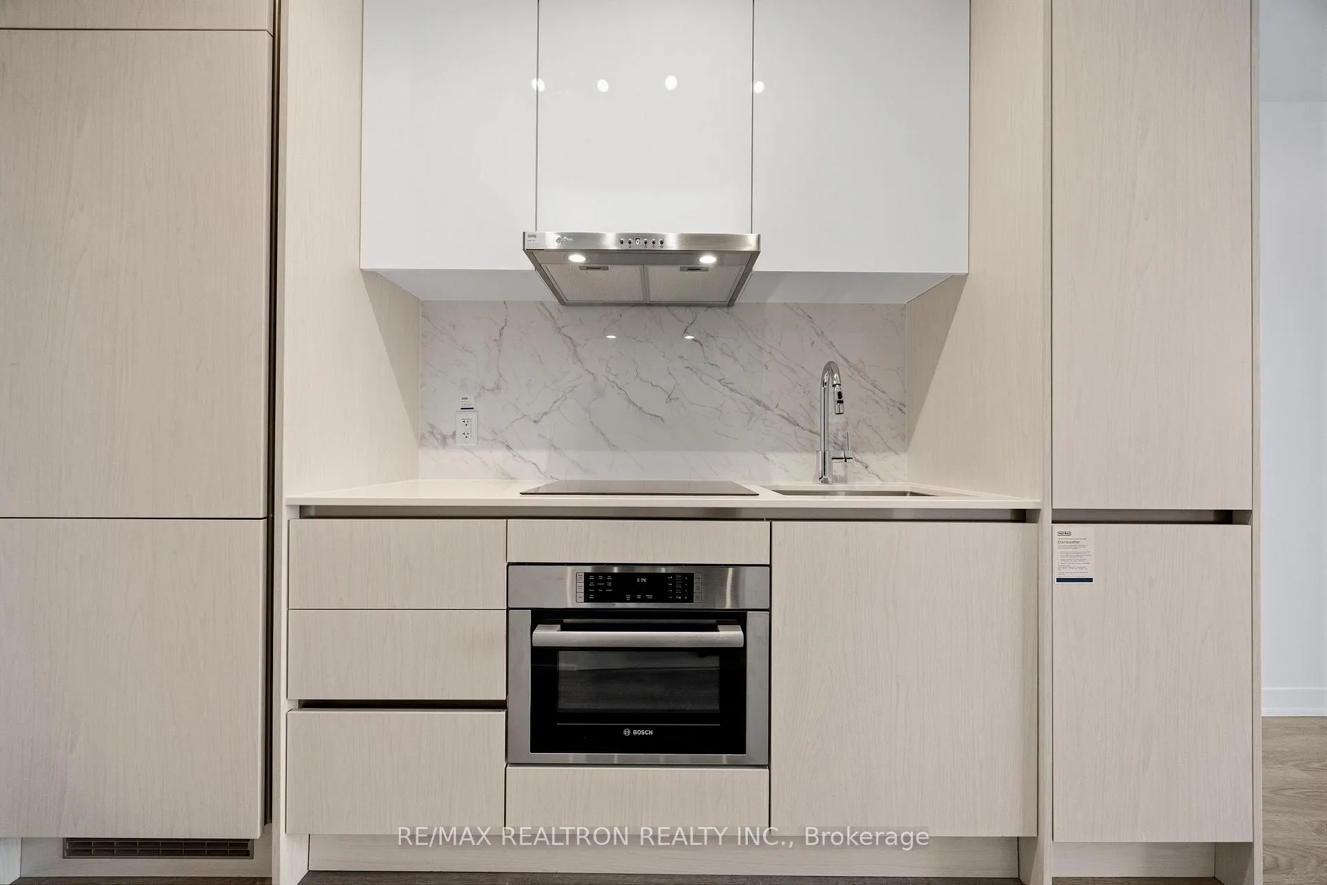 Photo 1 of Unit 2002, 180 Front Street E, Toronto, Moss Park — HOMEH