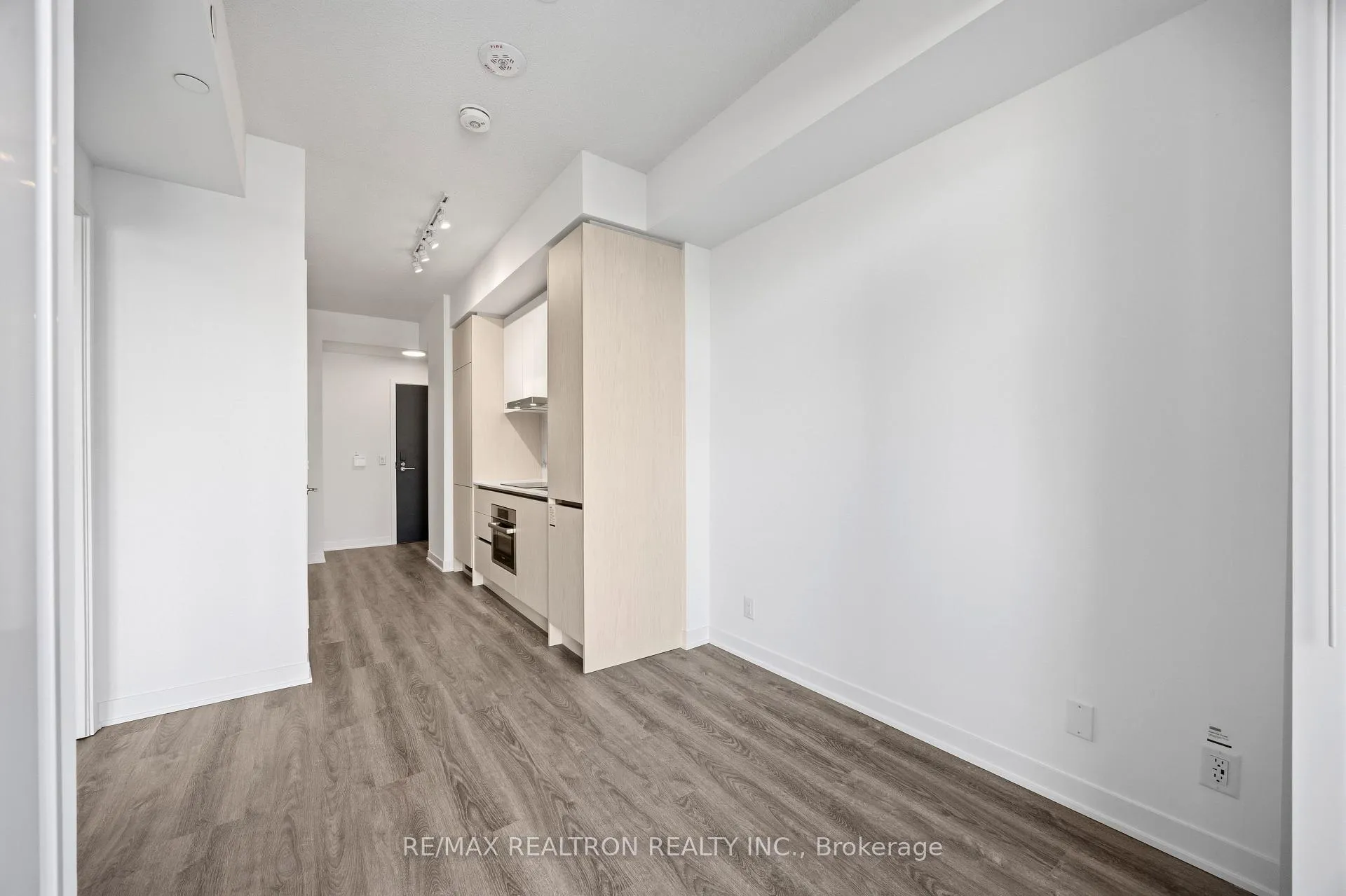Photo 25 of Unit 2002, 180 Front Street E, Toronto, Moss Park — HOMEH