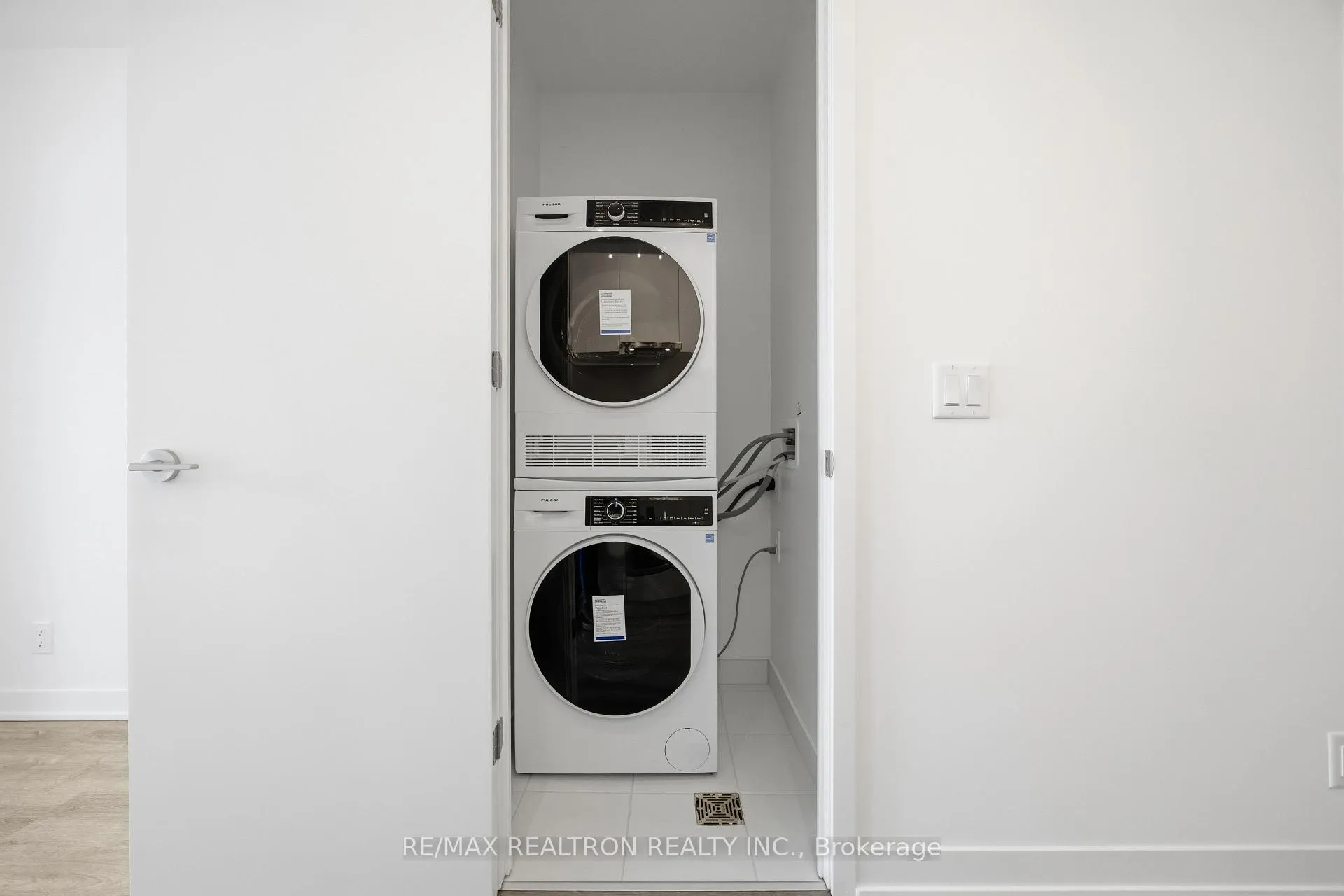 Photo 29 of Unit 2002, 180 Front Street E, Toronto, Moss Park — HOMEH