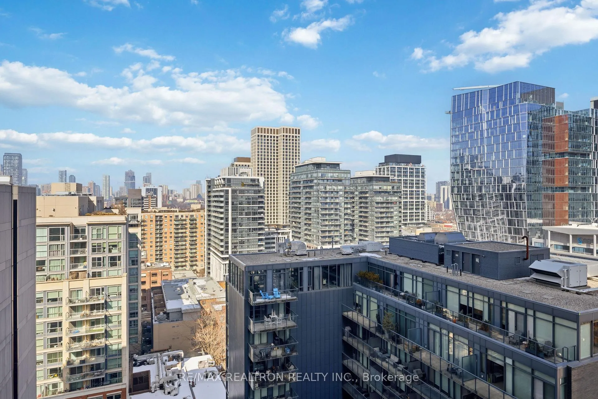 Photo 33 of Unit 2002, 180 Front Street E, Toronto, Moss Park — HOMEH