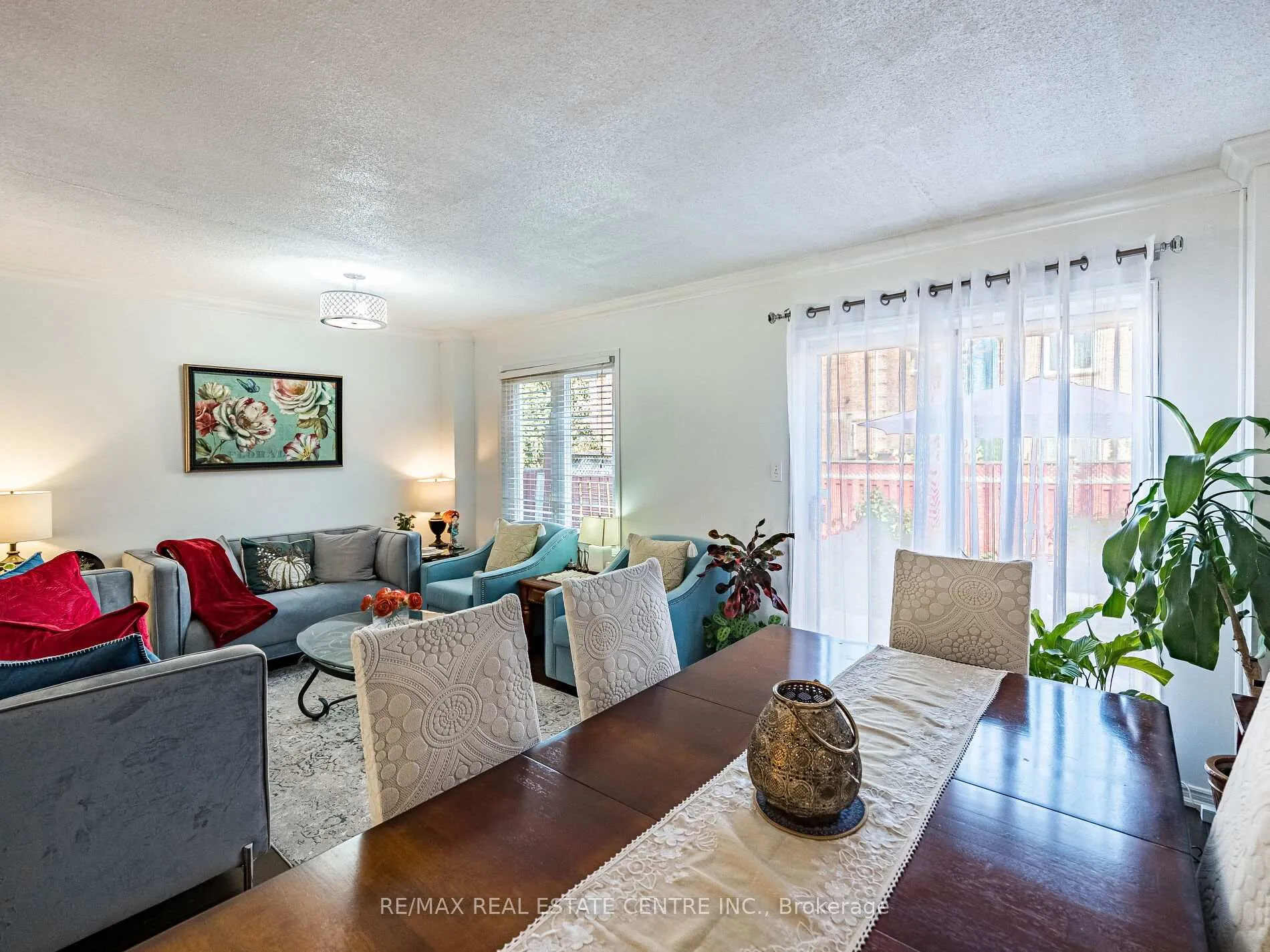Photo 13 of 100 White Tail Crescent, Brampton, Fletcher's West — HOMEH