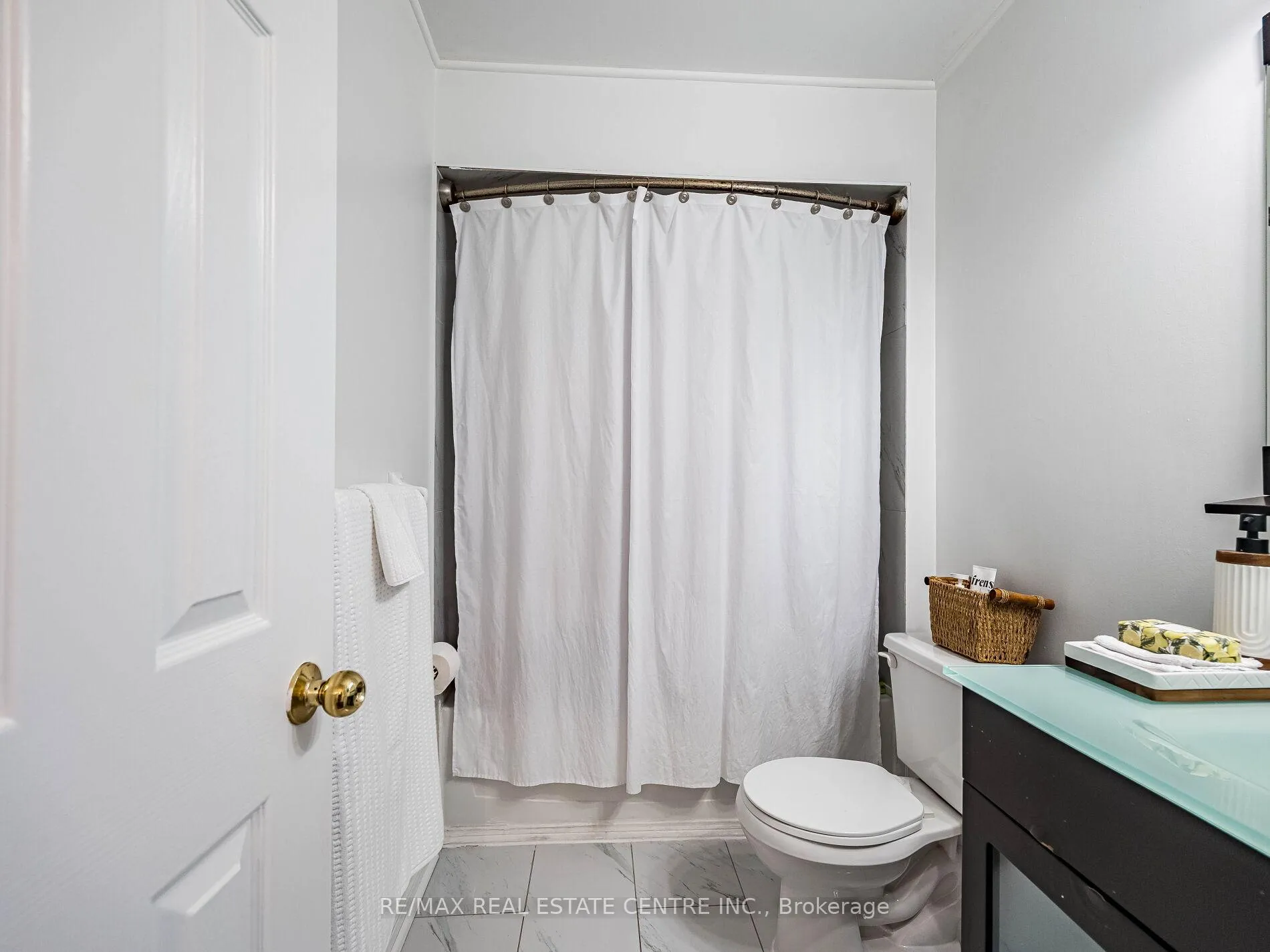 Photo 29 of 100 White Tail Crescent, Brampton, Fletcher's West — HOMEH