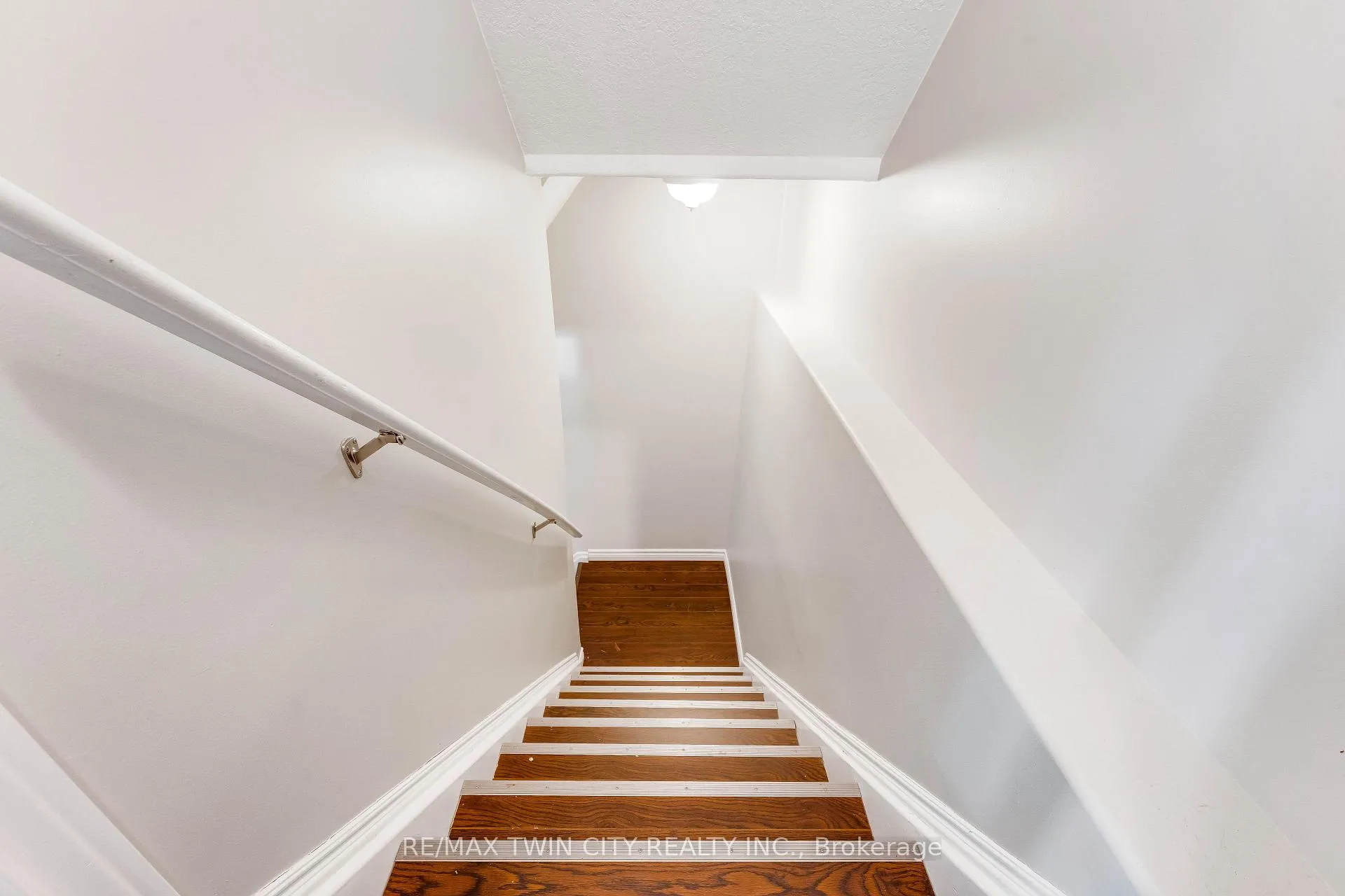 Photo 27 of 160 Prosperity Drive, Kitchener — HOMEH