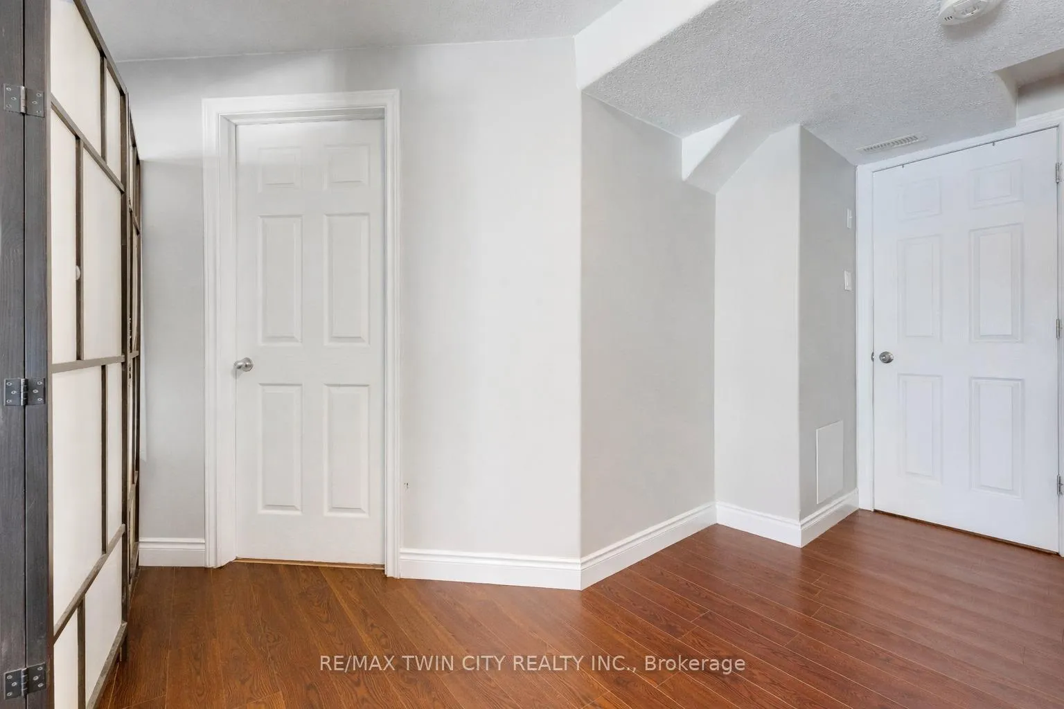 Photo 28 of 160 Prosperity Drive, Kitchener — HOMEH