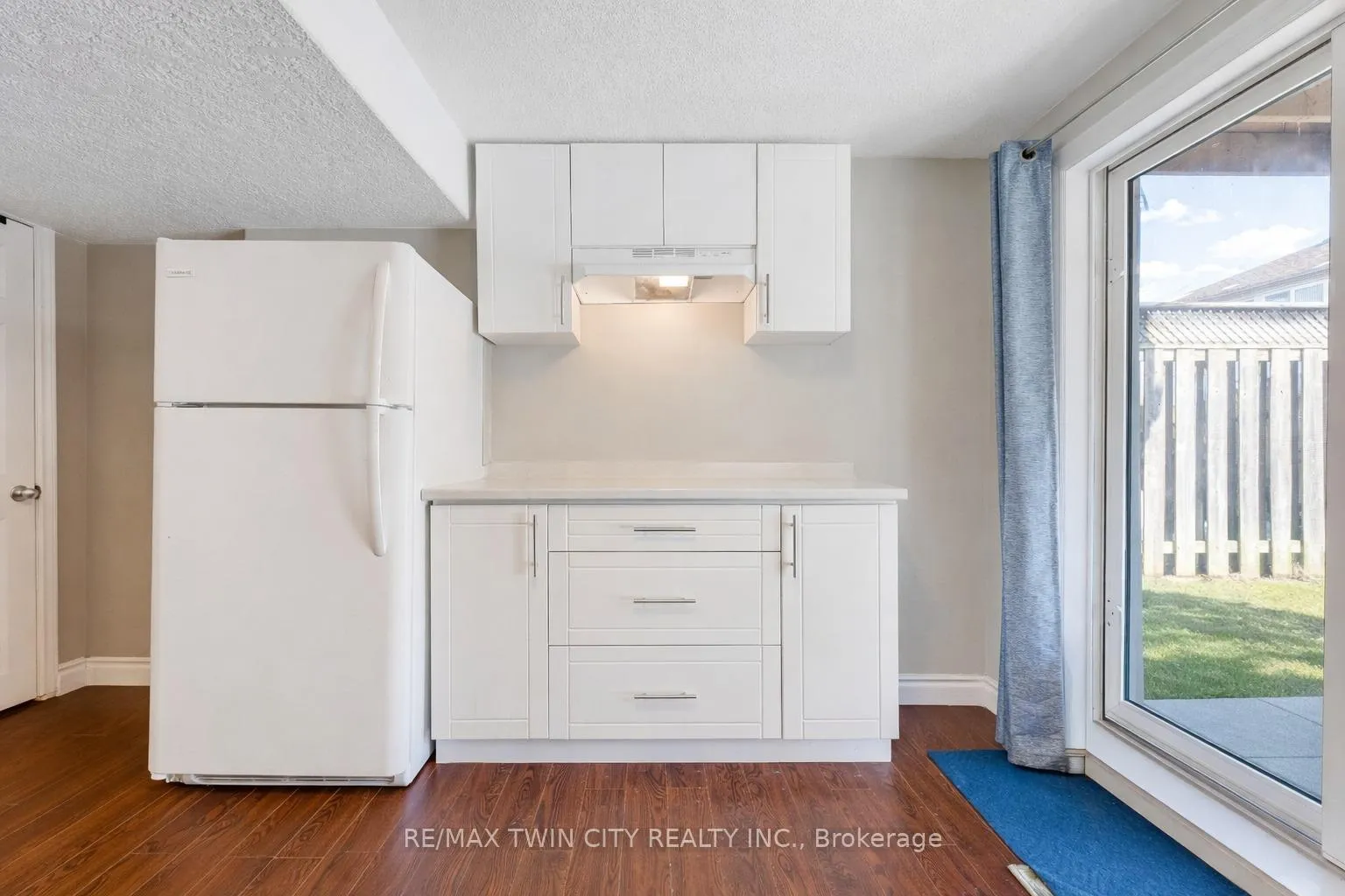 Photo 30 of 160 Prosperity Drive, Kitchener — HOMEH