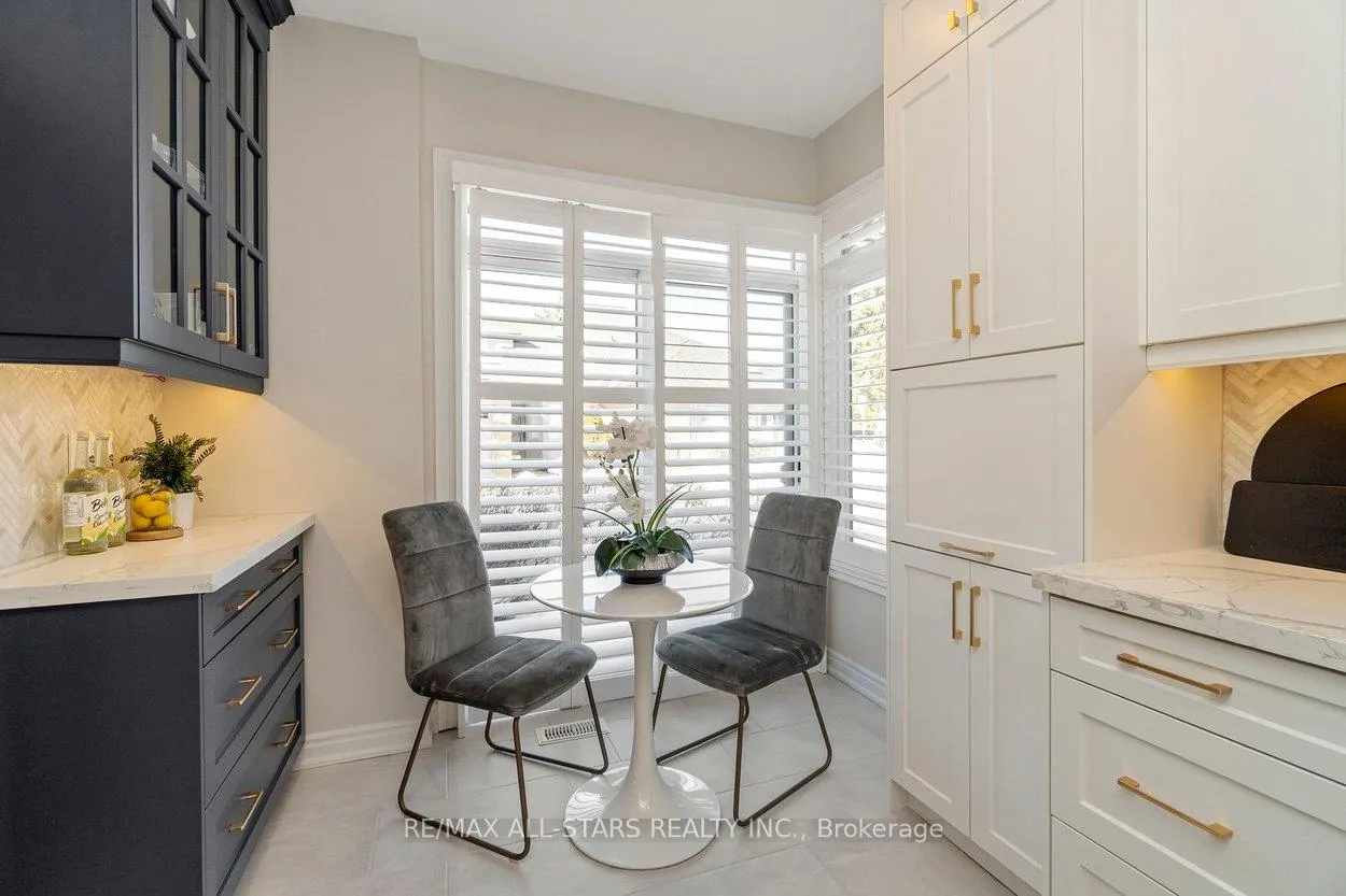 Photo 6 of 1 Christina Falls Way, Markham, Greensborough — HOMEH