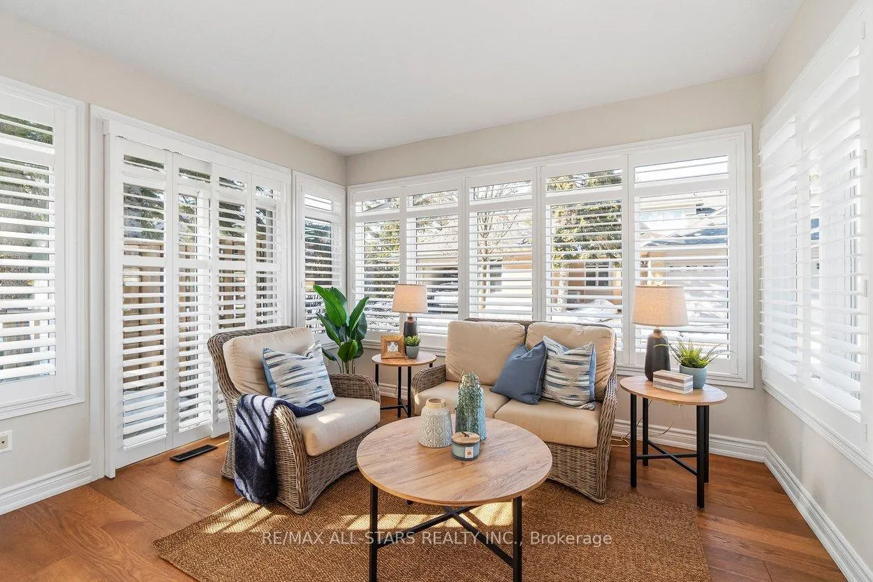 Photo 16 of 1 Christina Falls Way, Markham, Greensborough — HOMEH