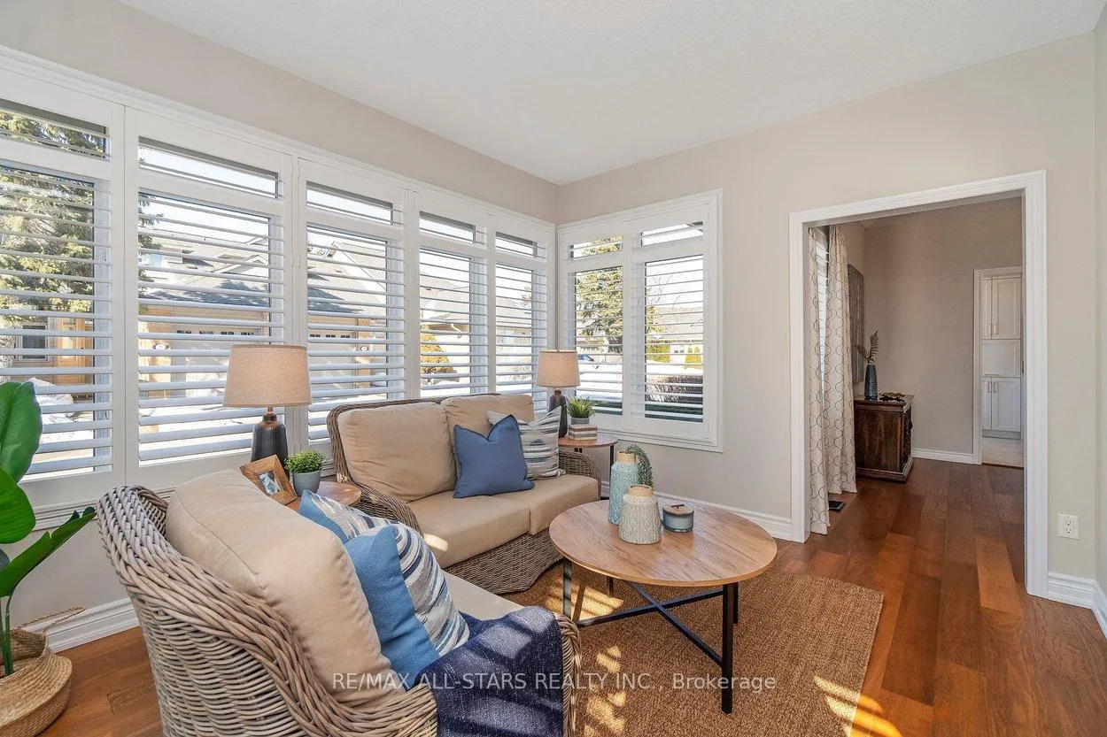 Photo 17 of 1 Christina Falls Way, Markham, Greensborough — HOMEH